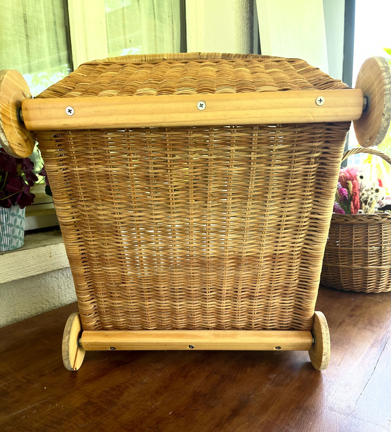 Rattan trolley/stroller