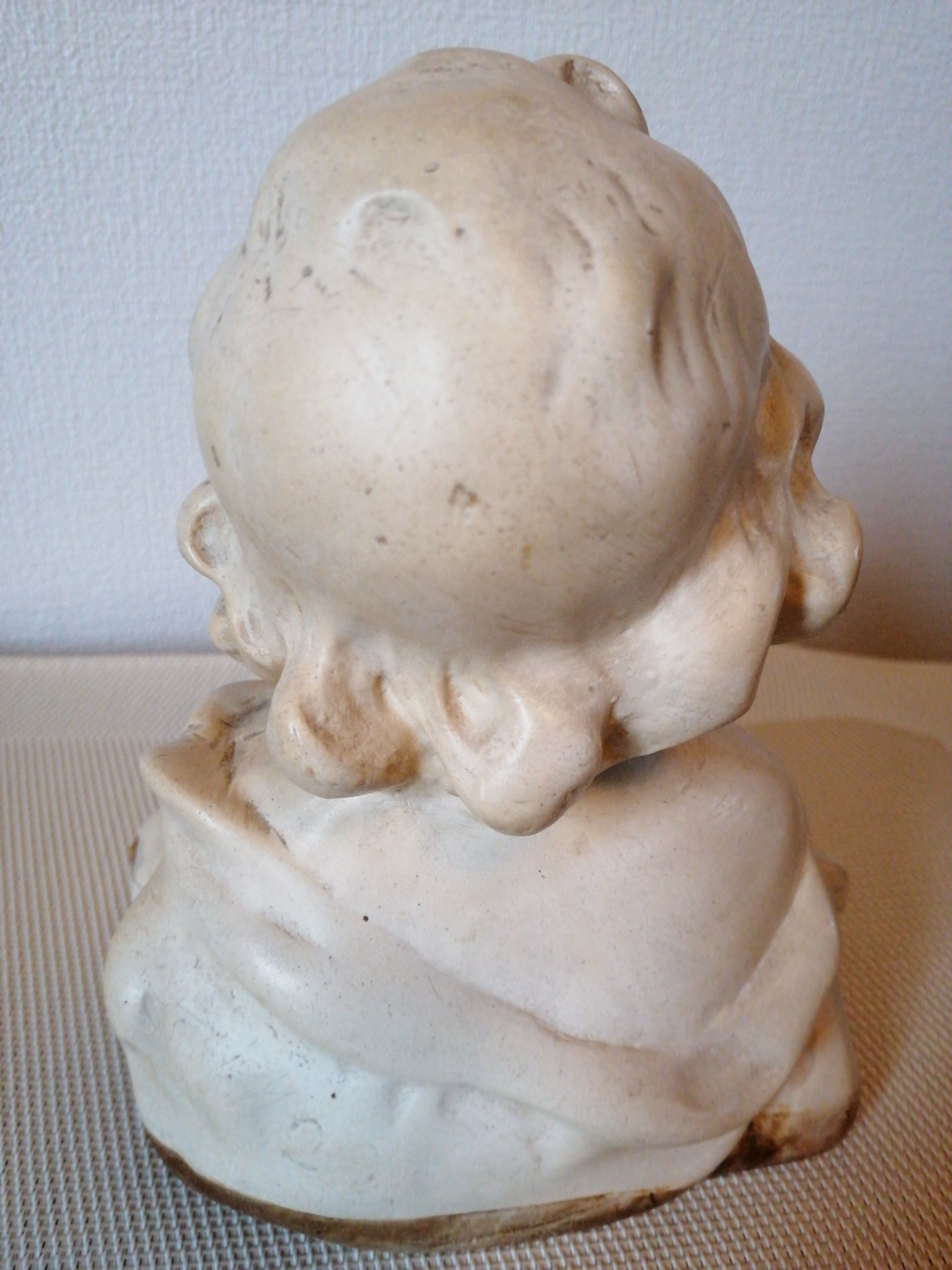 Child bust