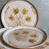 Six Niderviller stoneware plates with vintage plant décor