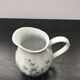 Ancien pichet limoges modèle palm porcelaine blanche décor fleurs vintage