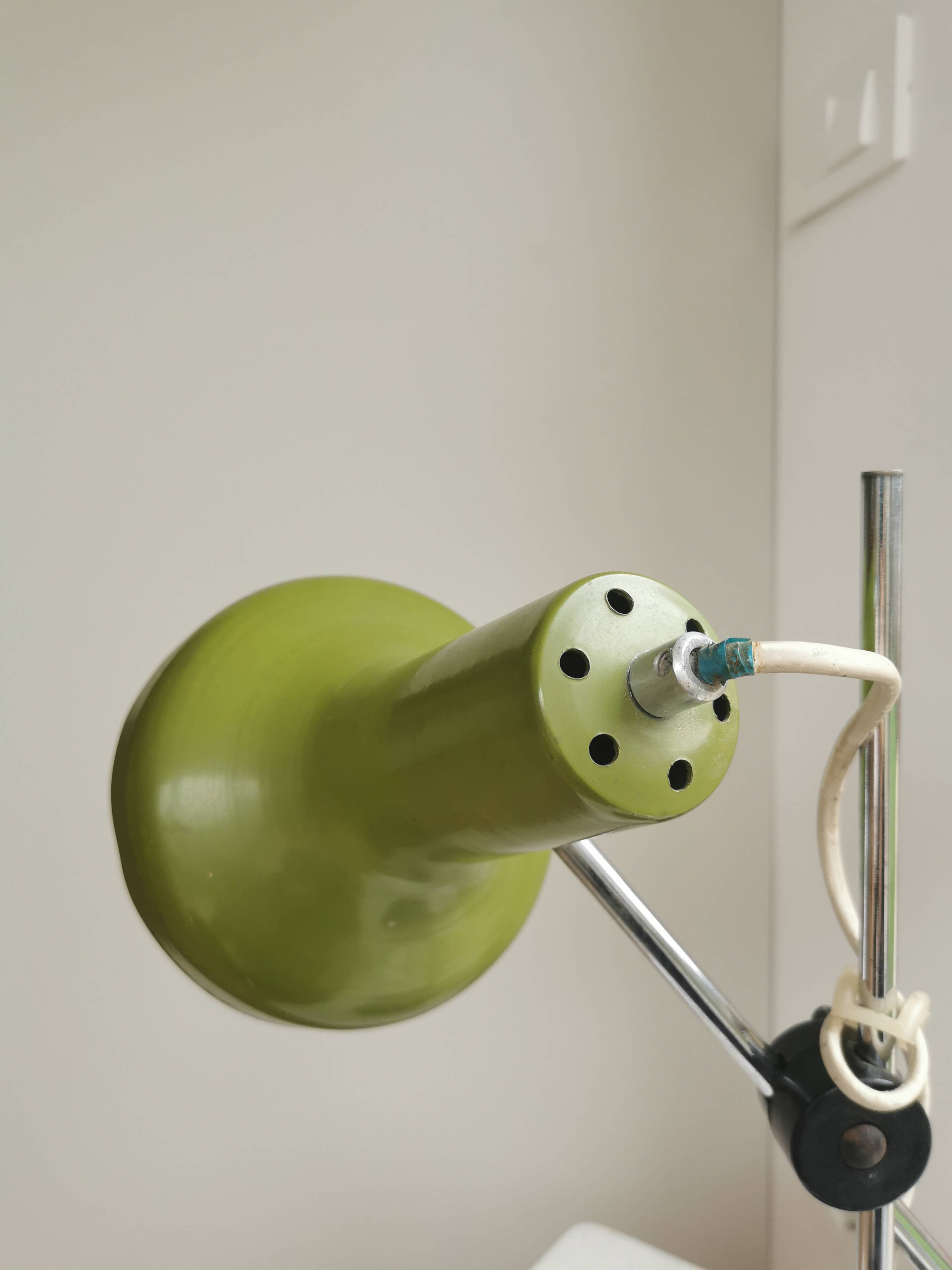Vintage Olive Green Table Lamp, Adjustable Retro Desk Light