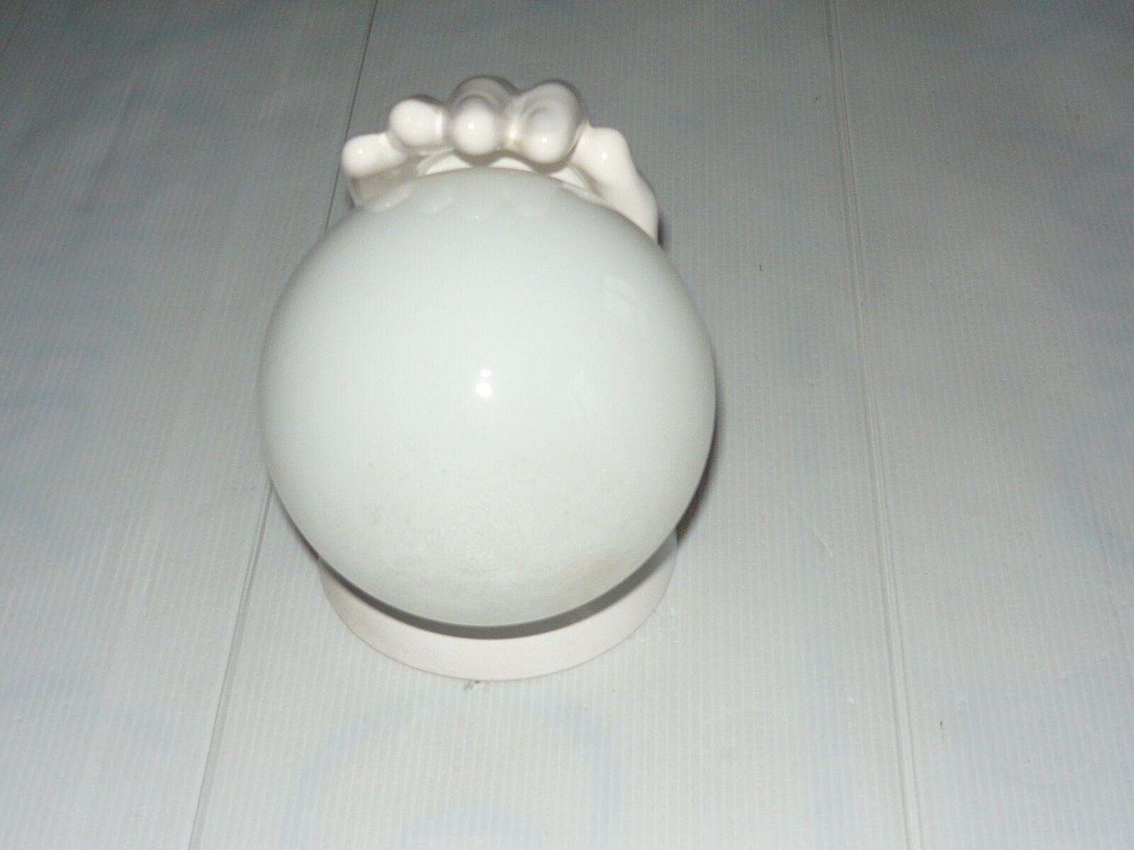 Vintage ceramic hand lamp, opaline globe