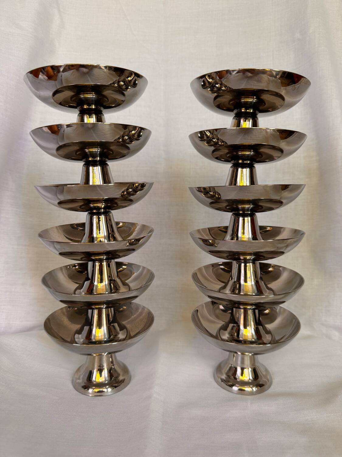 Set of 12 stainless steel ice cream cups