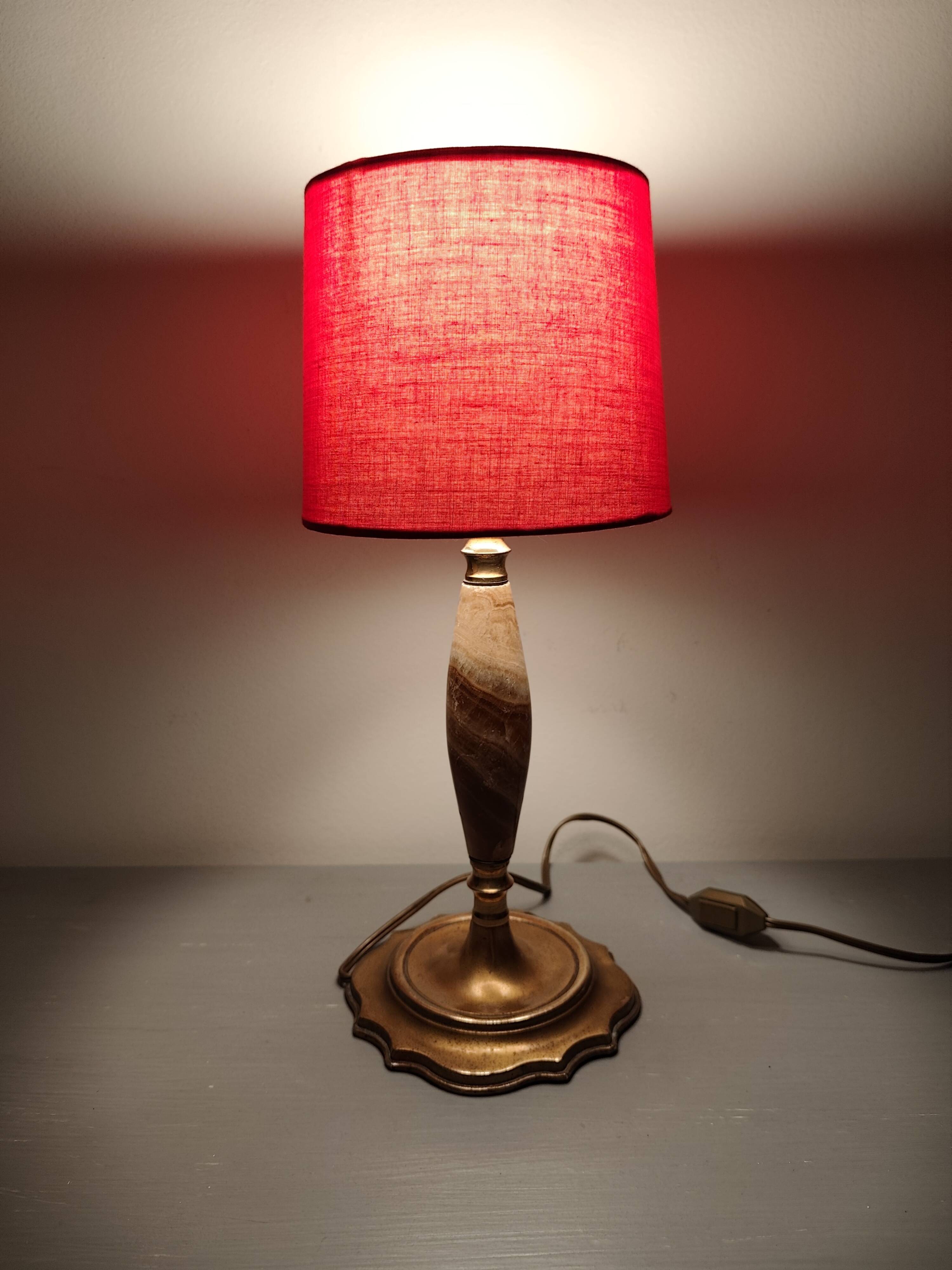 Art Nouveau lamp in alabaster and gilded metal