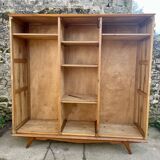 Armoire en chêne 3 portes miroir pieds compas