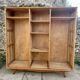 Armoire en chêne 3 portes miroir pieds compas