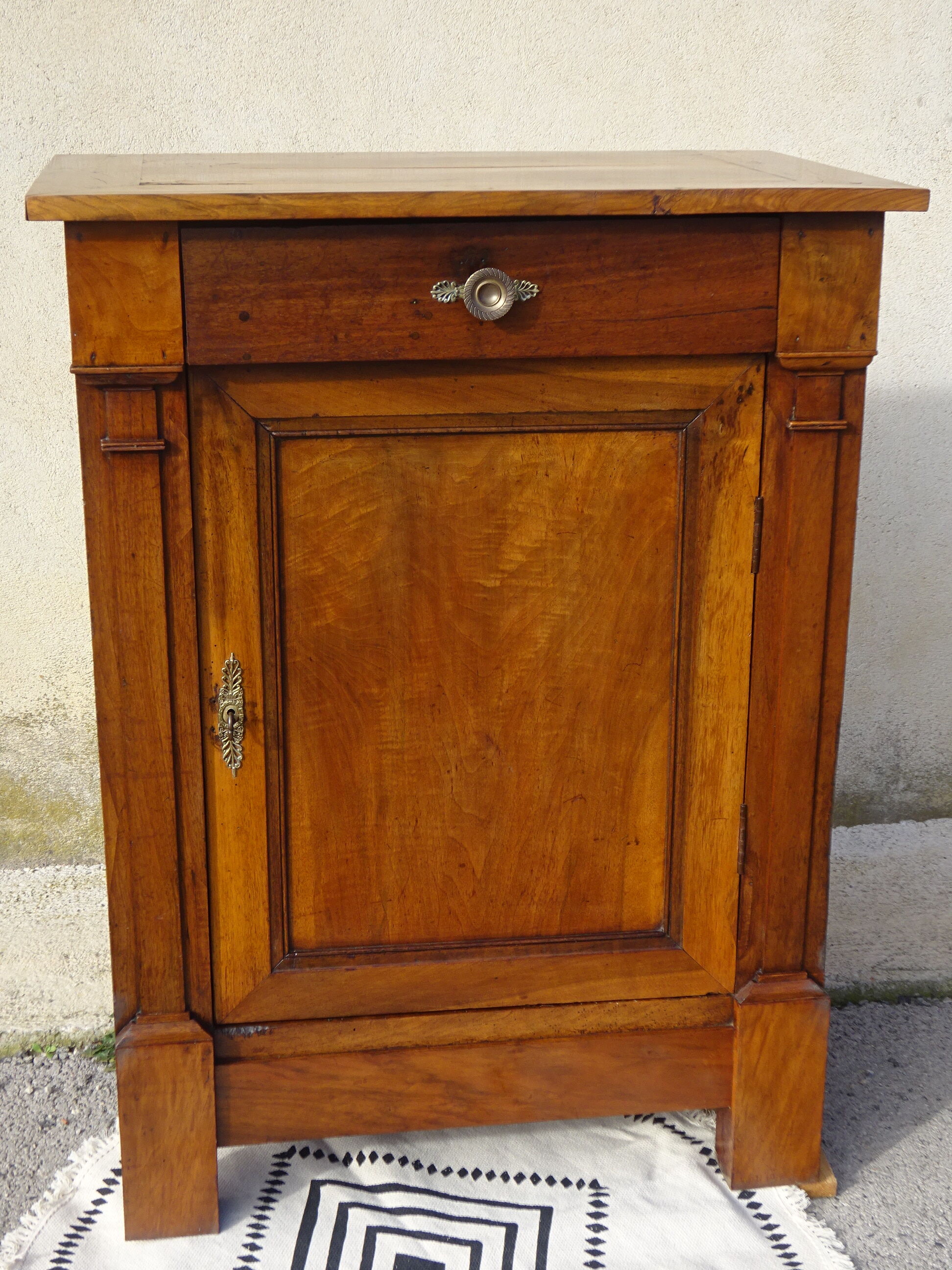 Empire jam maker in solid walnut