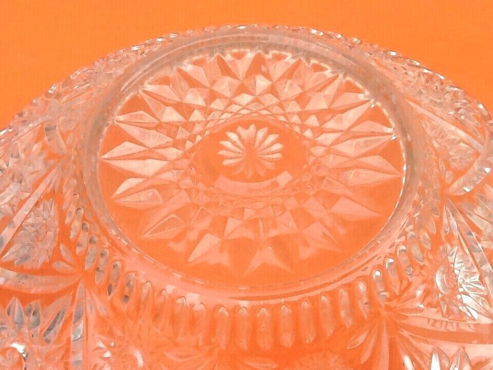 Coupe verre transparent ciselé à motifs géométriques années 1970