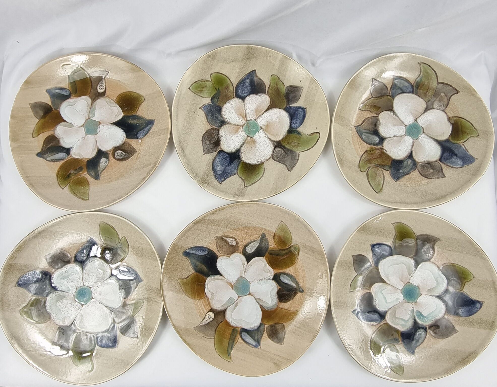 6 vintage flat plates 60 signed mbfa pornic decorations cynthia