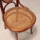 Lot de quatre chaises Thonet anciennes en hêtre cintré teinté acajou, Vienne, XXe siècle