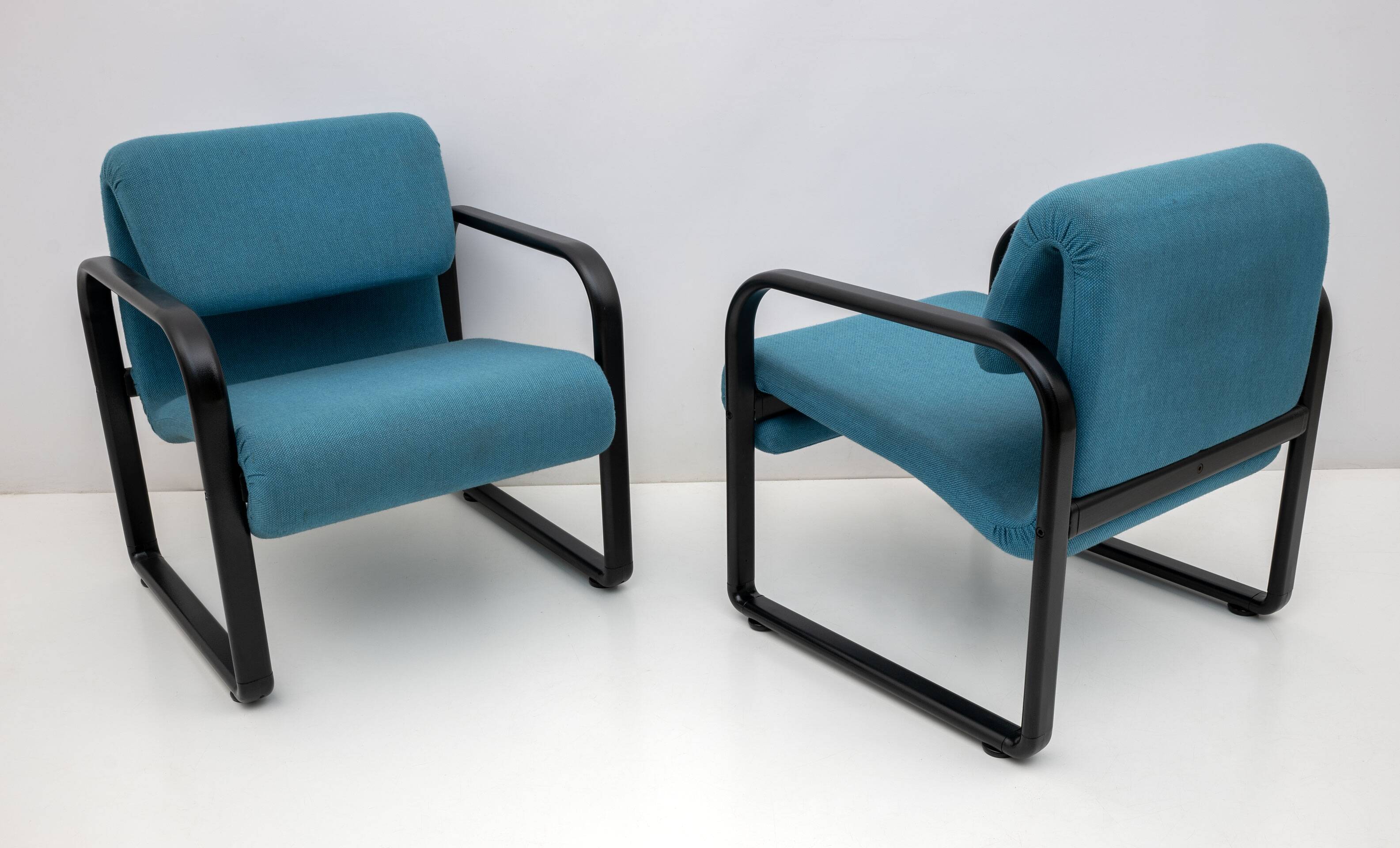 Post-Modern Italian Fabric and Metal Armchairs by Arflex, 70s
