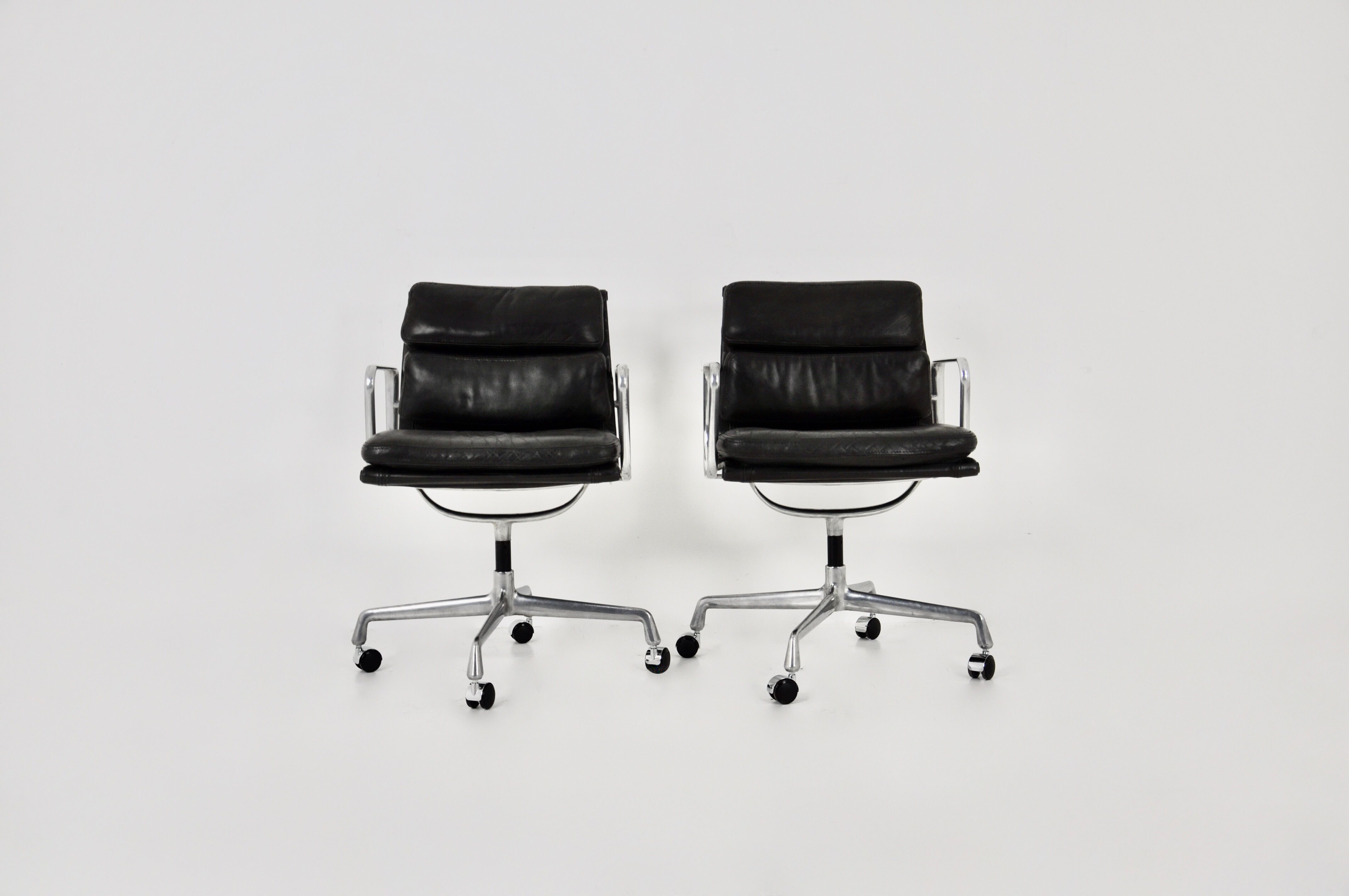 Black leather chairs with soft padding by Charles & Ray Eames for ICF, 1970s, set of 2