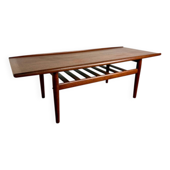 Table basse scandinave attribuée à Grete Jalk – Années 60