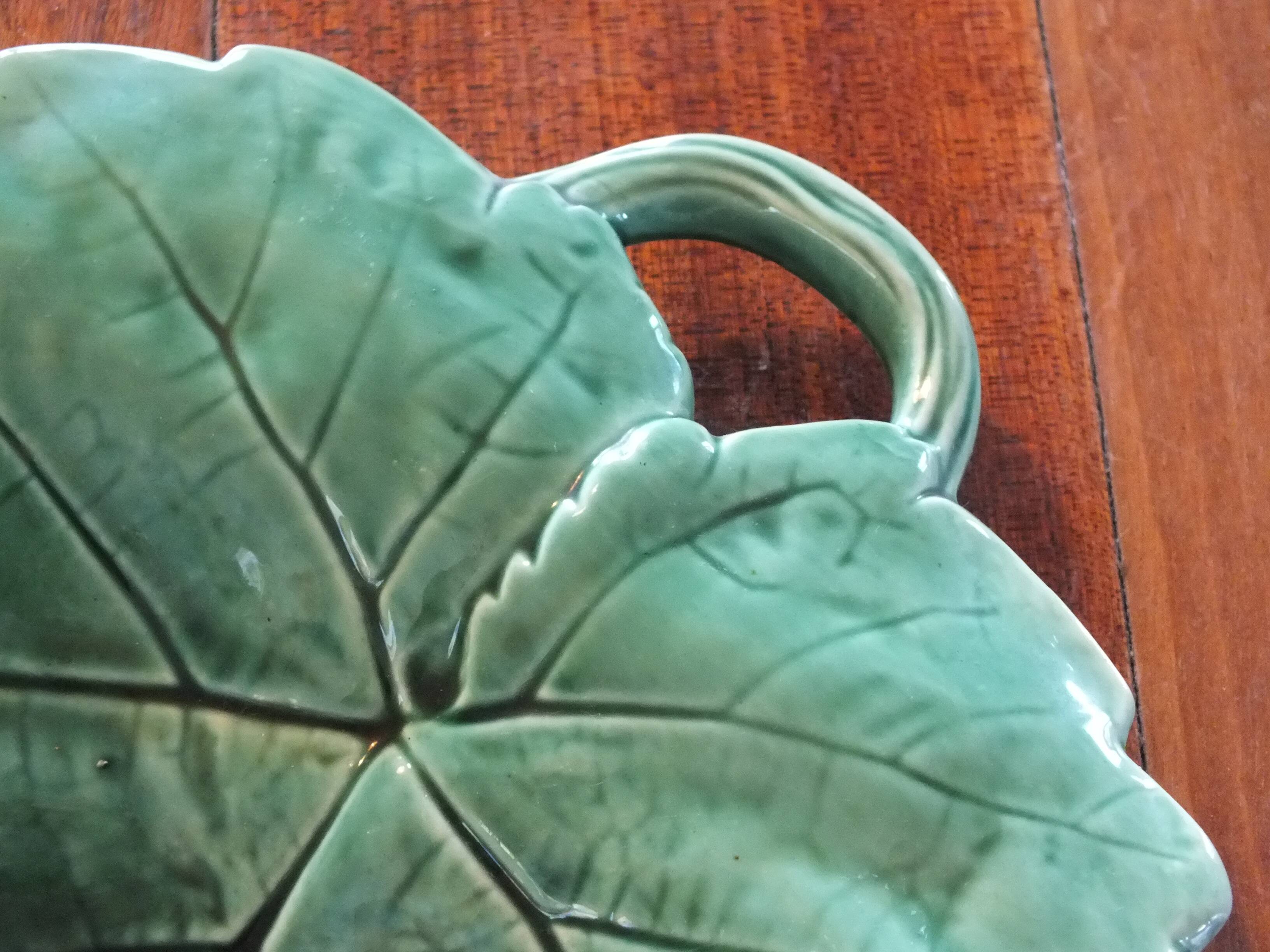 Sarreguemines leaf pocket empty cup
