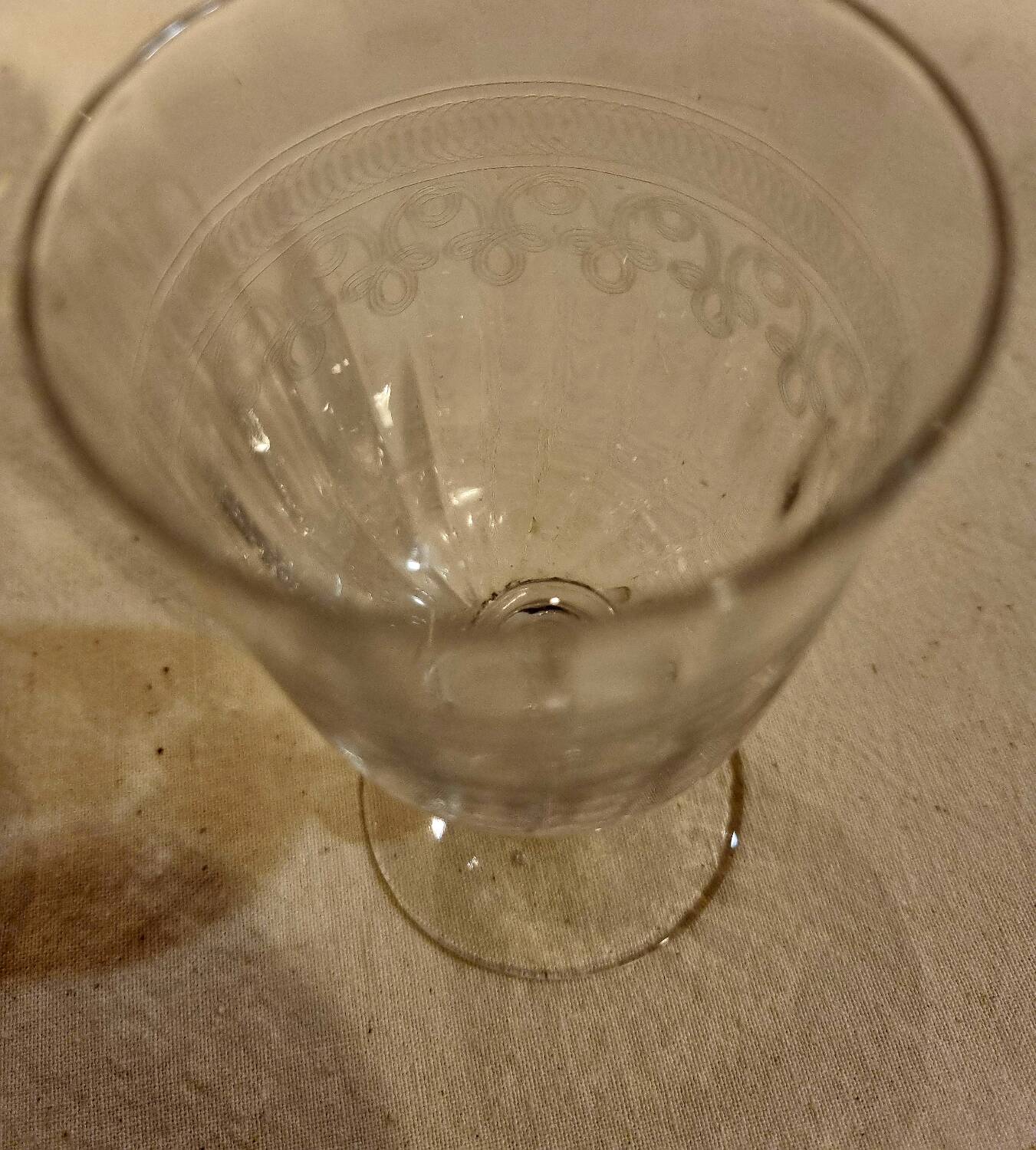 Set of 8 Baccarat glasses