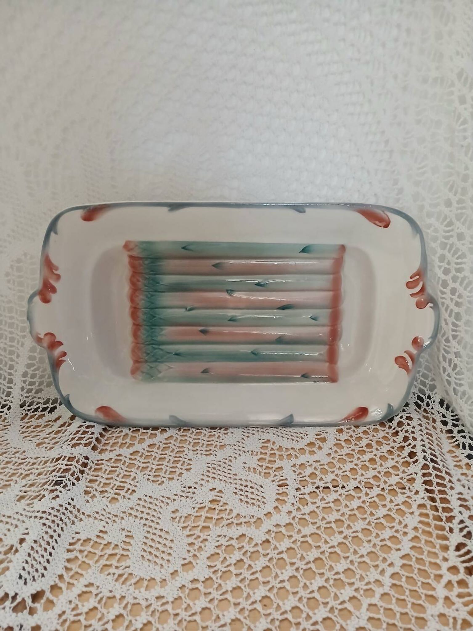 Plat ancien Barbotine Digoin et Sarreguemines
