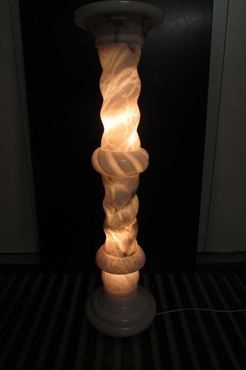 Column, illuminating marble harness