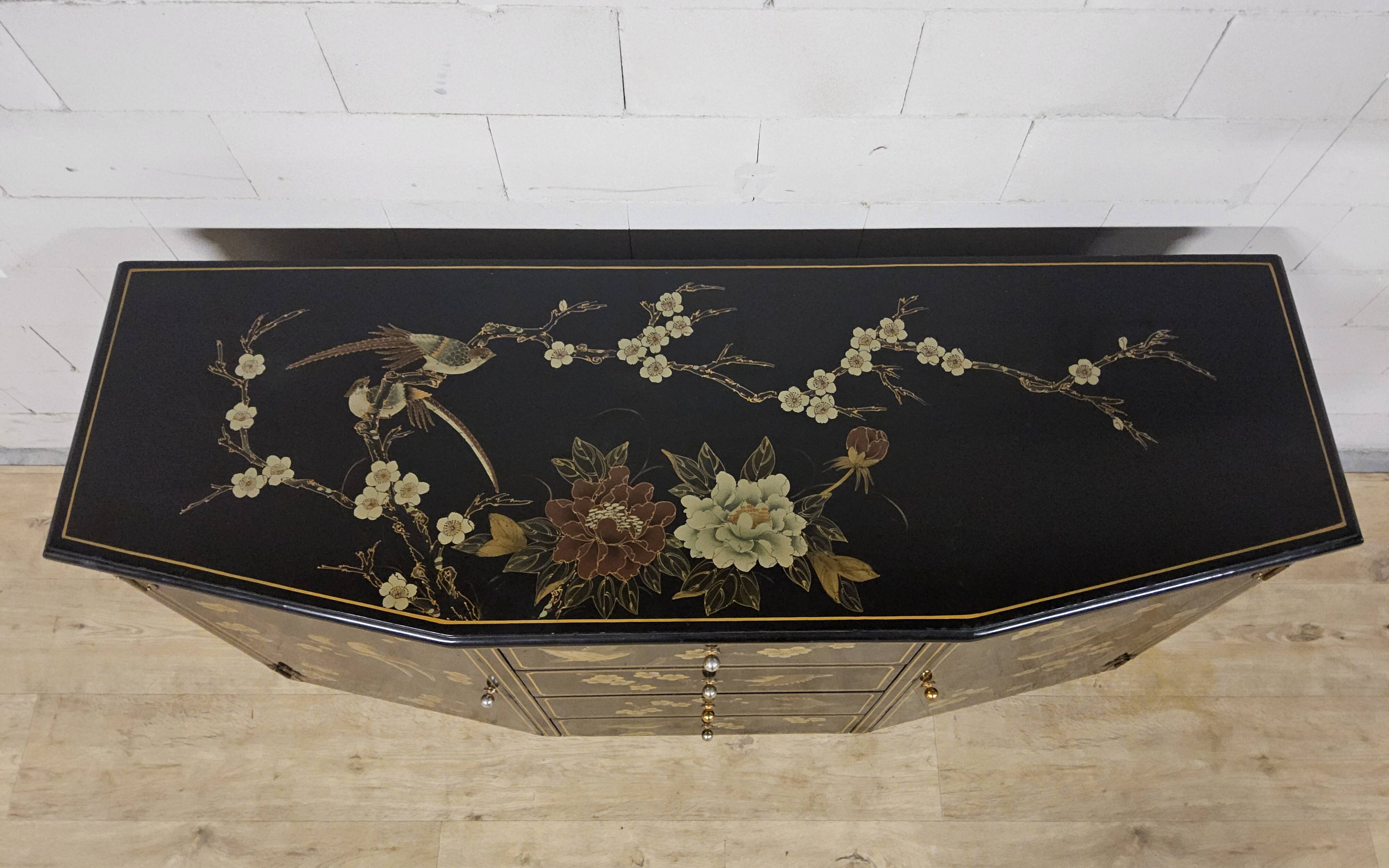 Vintage Chinese sideboard / lacquer cabinet (black / birds) Bohemian