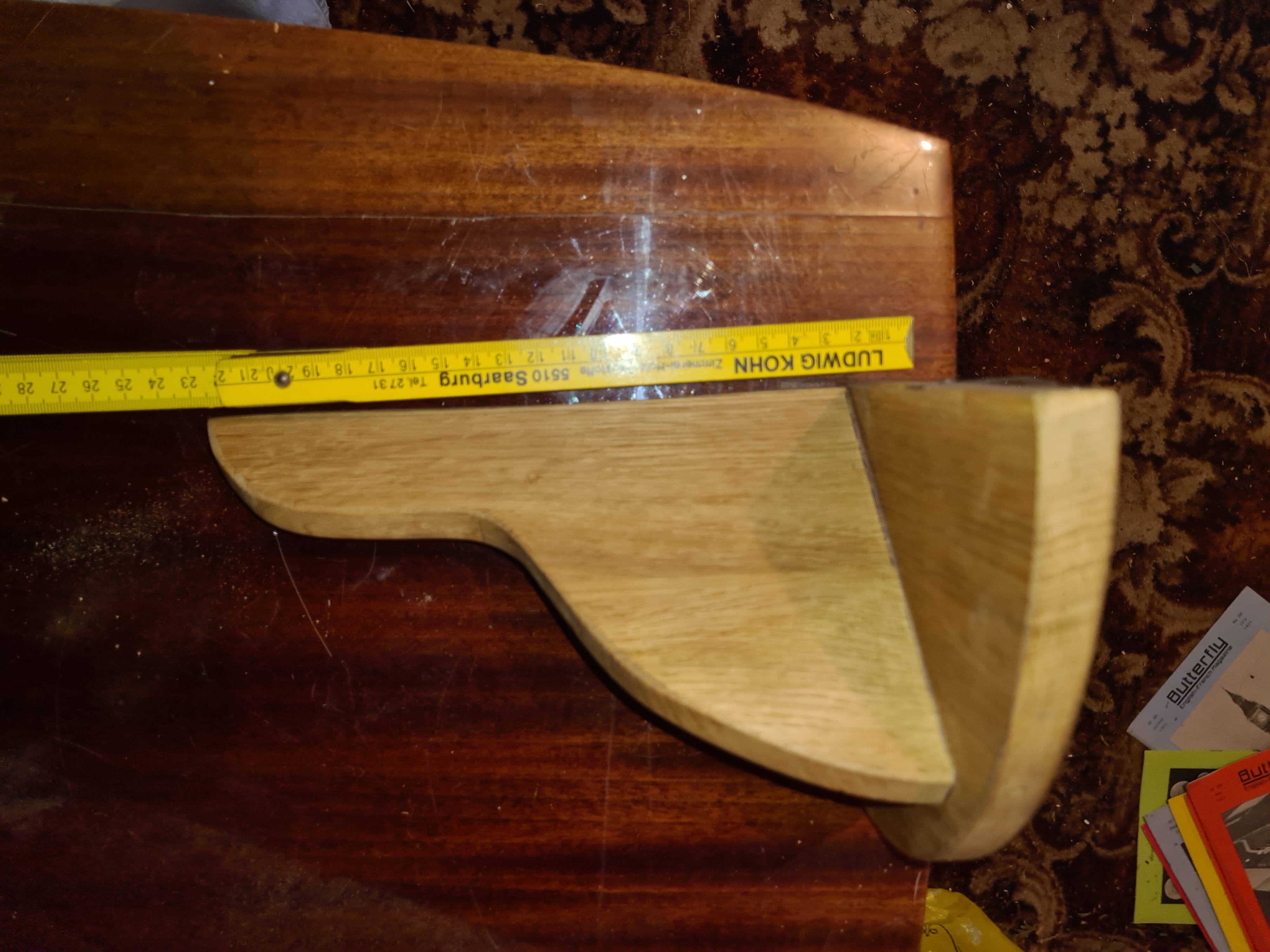 Handmade corner wall bracket