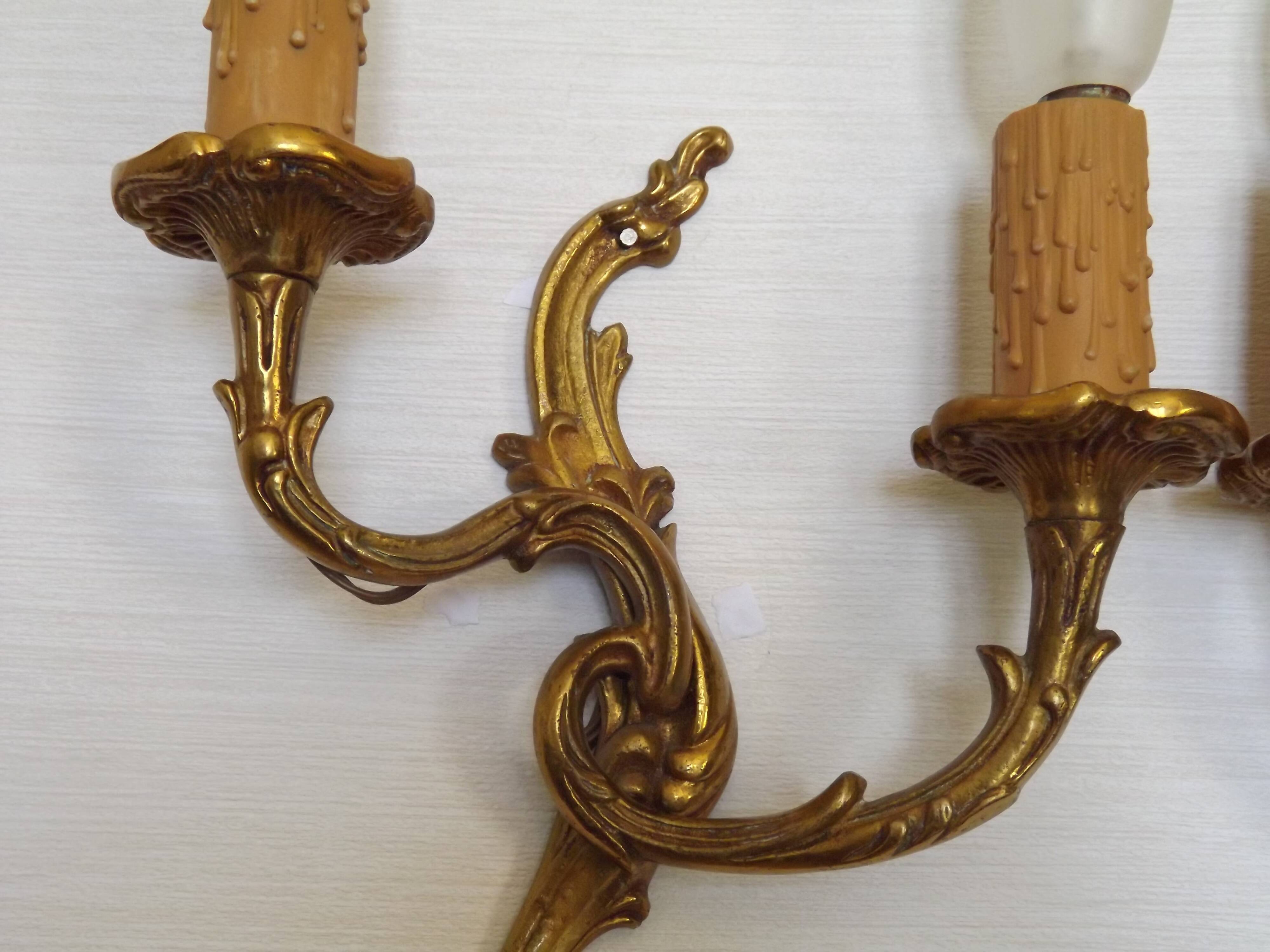 Pair of Elegant French Bronze Opposite Acanthus Leaf Double Wall Sconces
