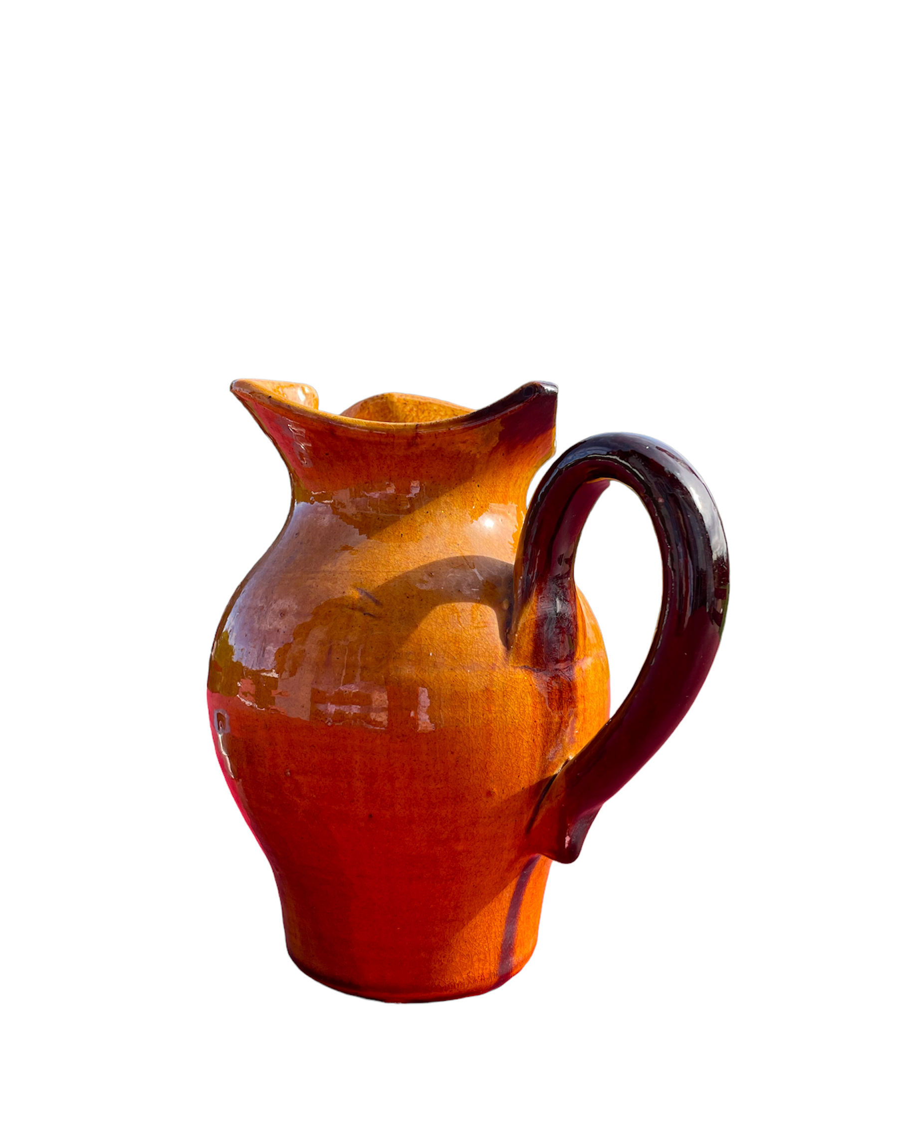 Carafe in ochre and maron sandstone