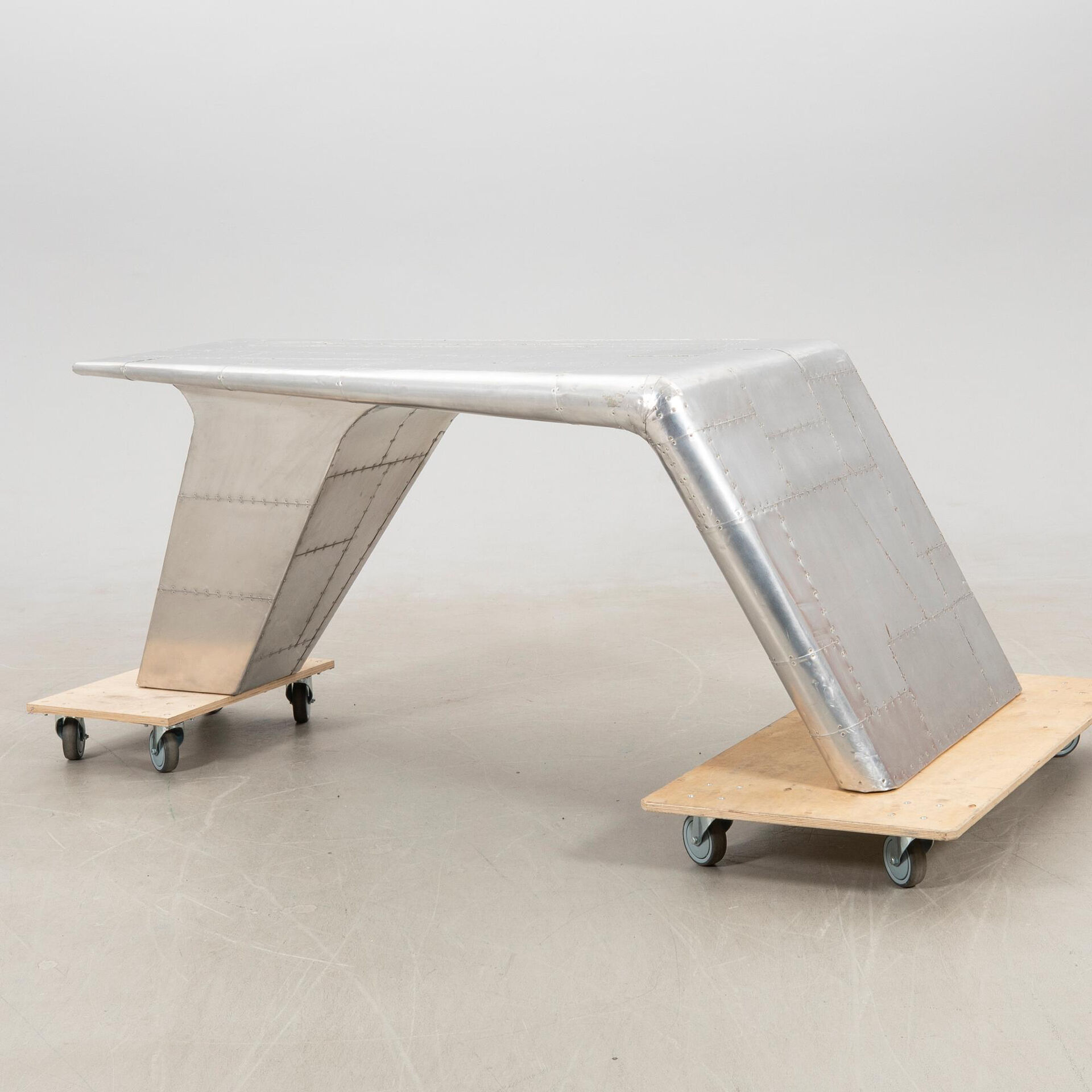 Desk, Aviator Blackhawk Valkyrie, Timothy Oulton, Artwood, 2000s.