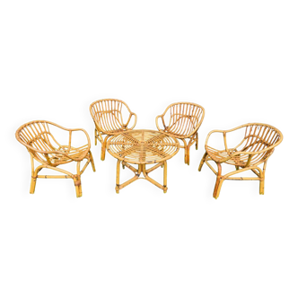 Vintage rattan lounge
