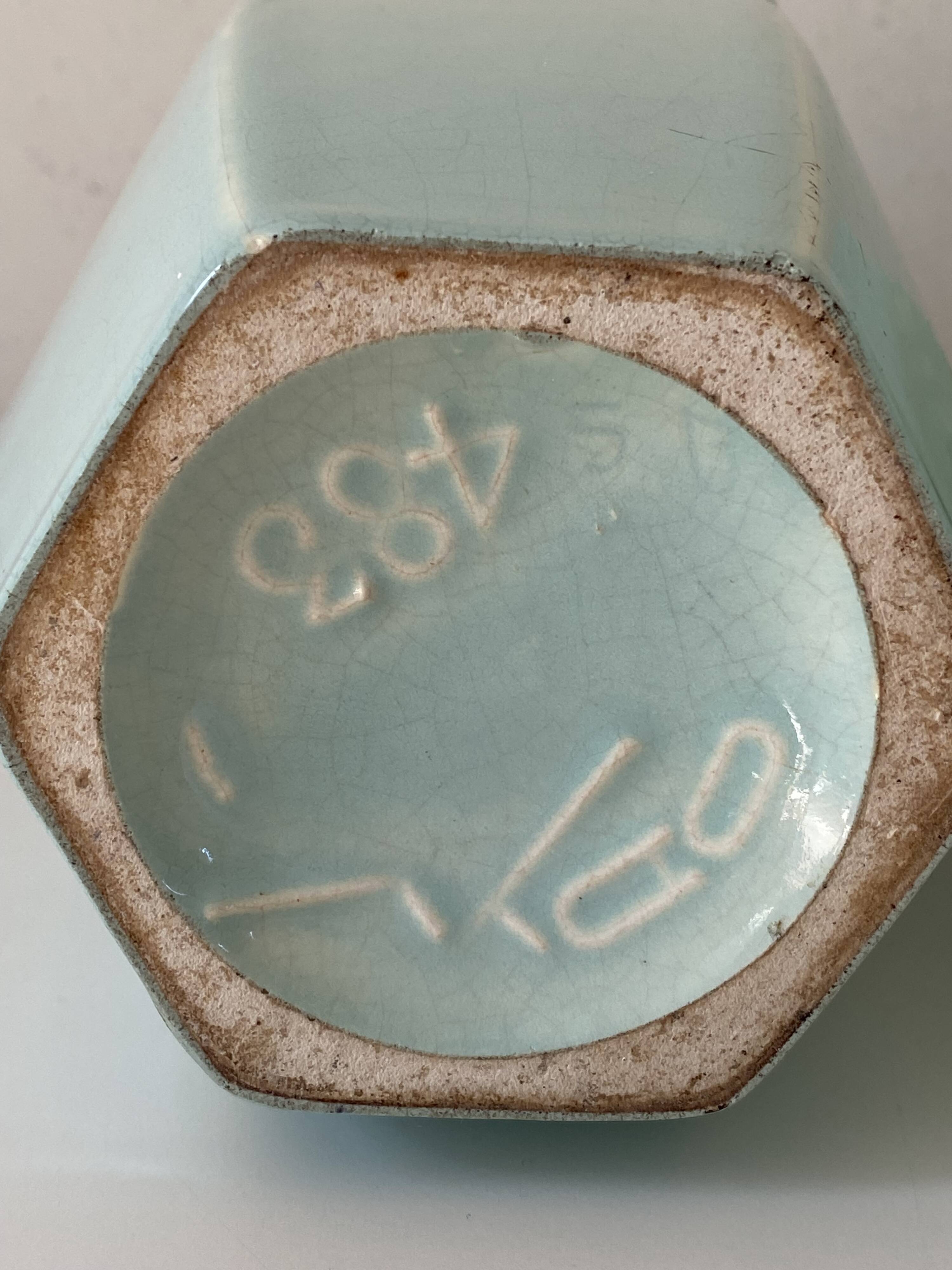 Blue art deco vase odyv celadon