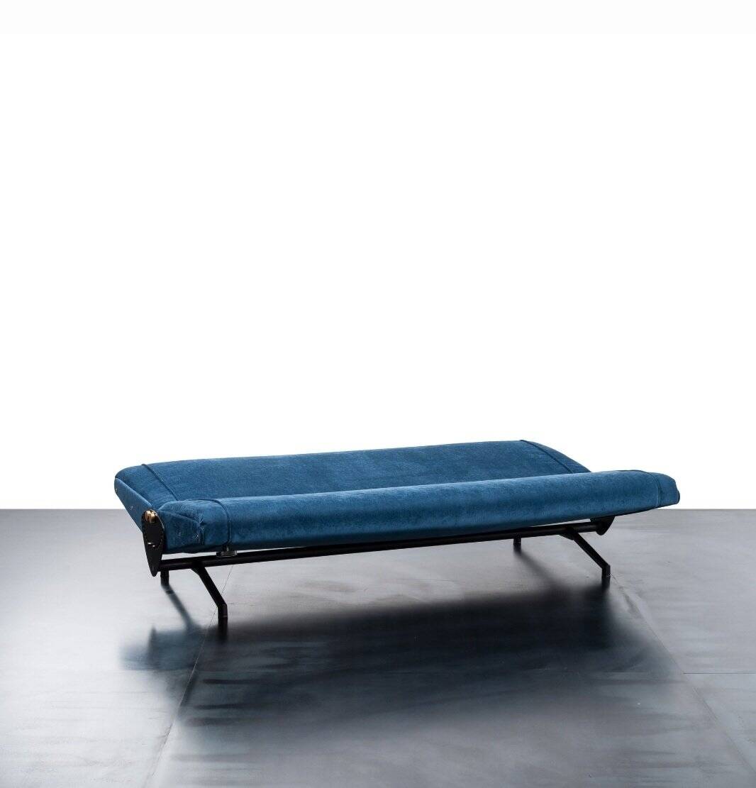 Vintage Model D70 Sofa Bed Black Iron Reupholstered Blue by Osvaldo Borsani for Tecno, 1970s