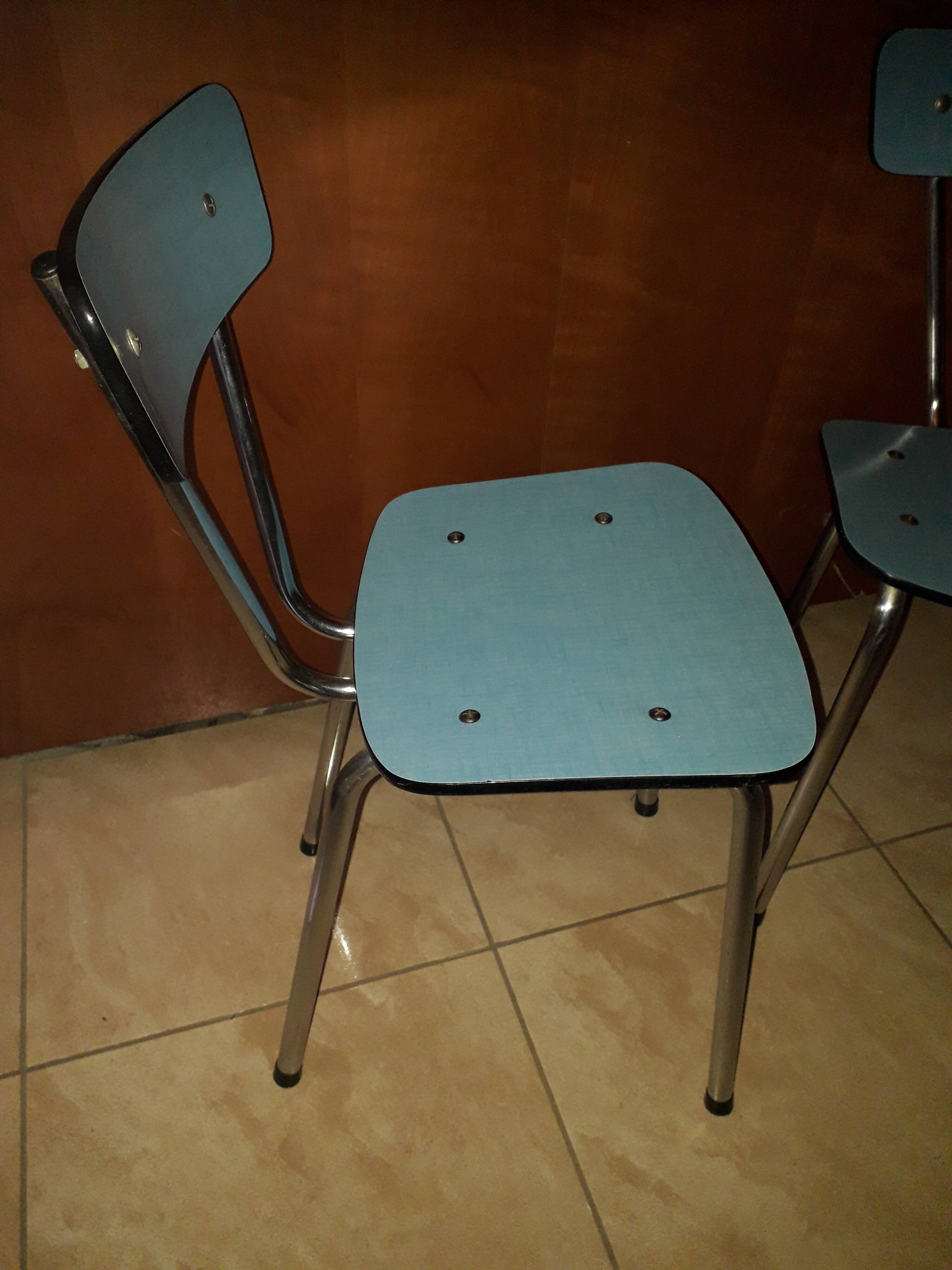 Paire de chaises en formica bleu pastel vintage