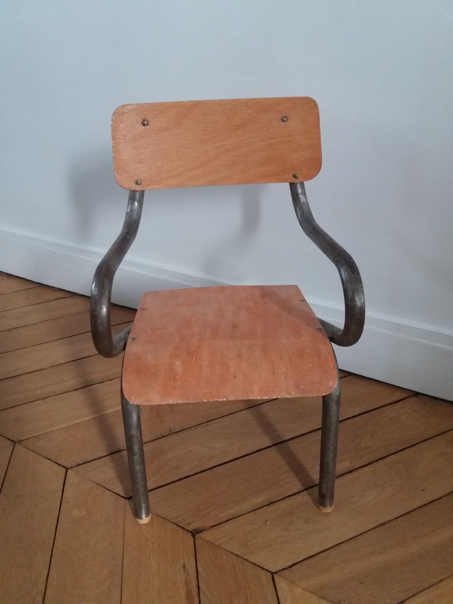 Industrial child chair