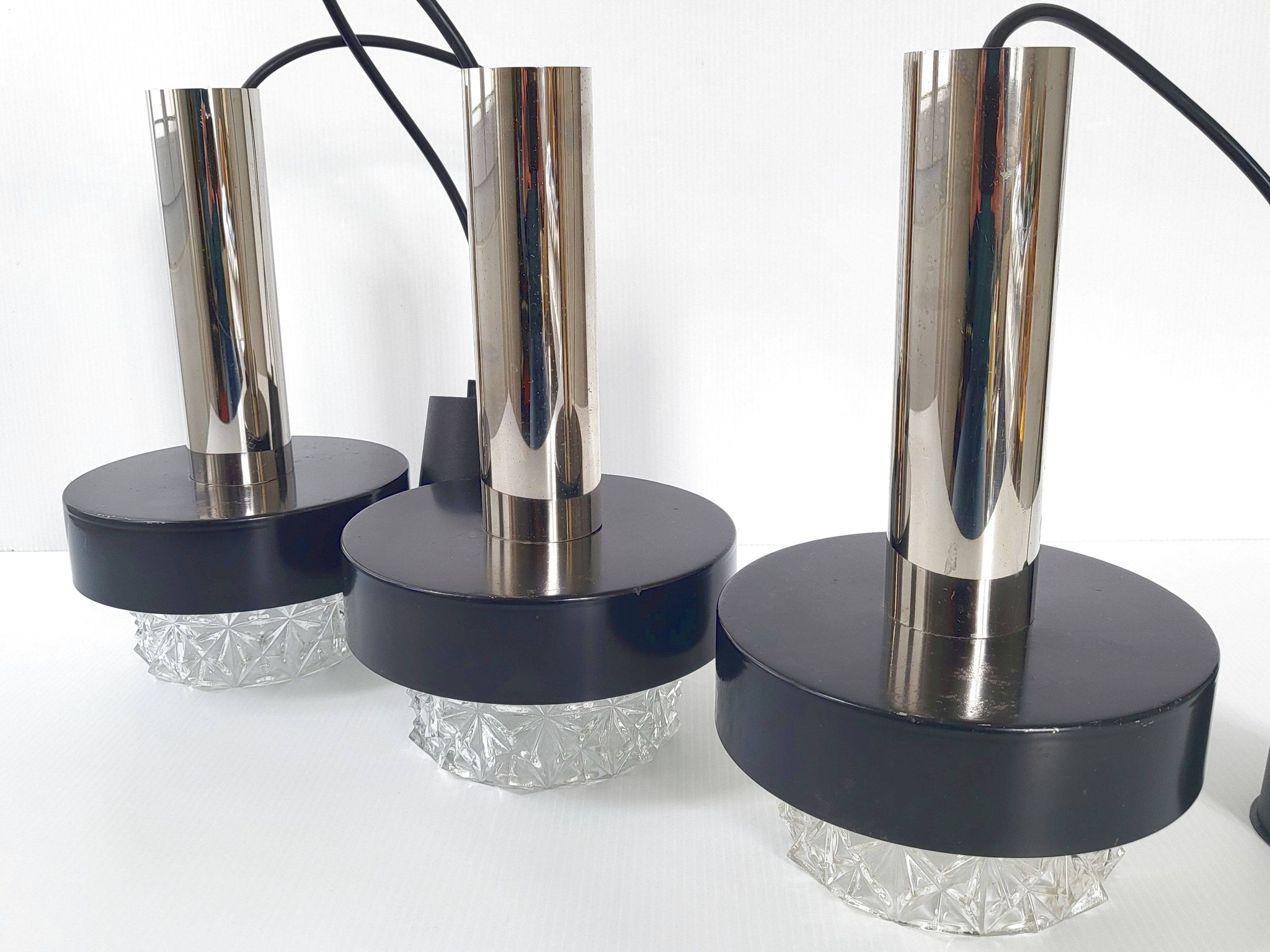 Suite de 3 suspensions vintage 1960