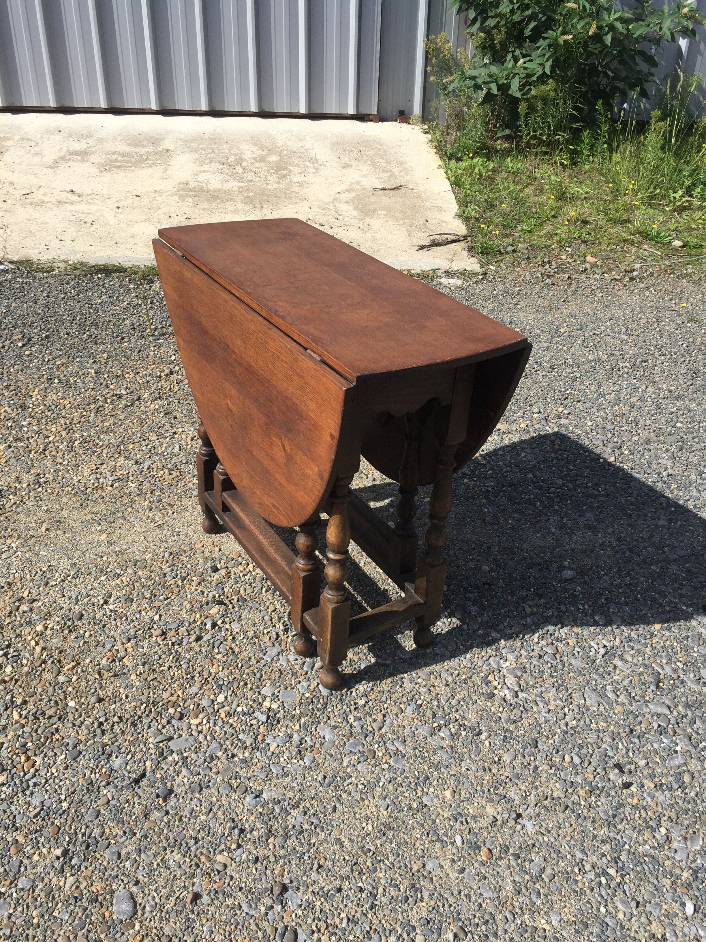 English console table