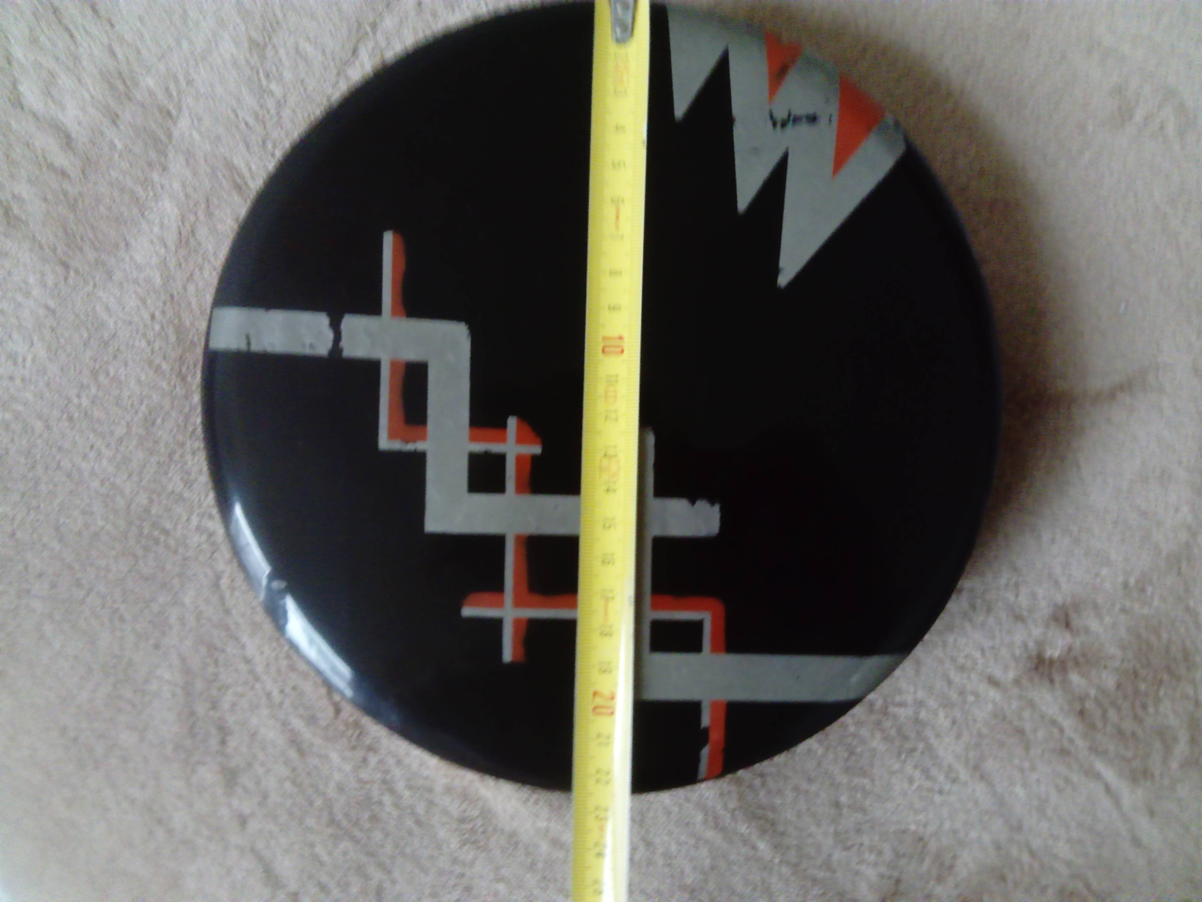 large round box in black lacquered wood Art Deco. Japan