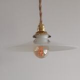 White opaline suspension