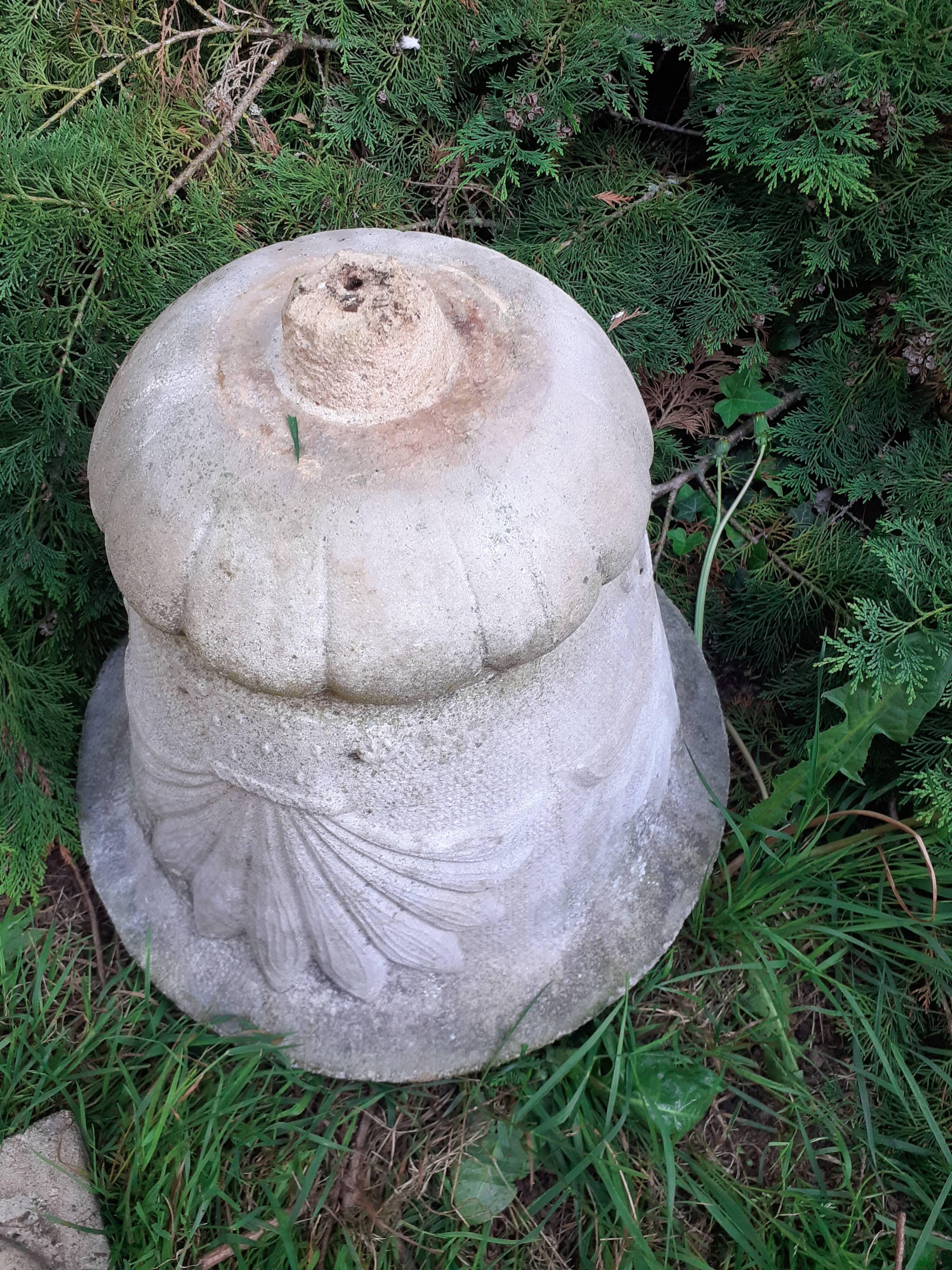 Pair of stone planter medicis