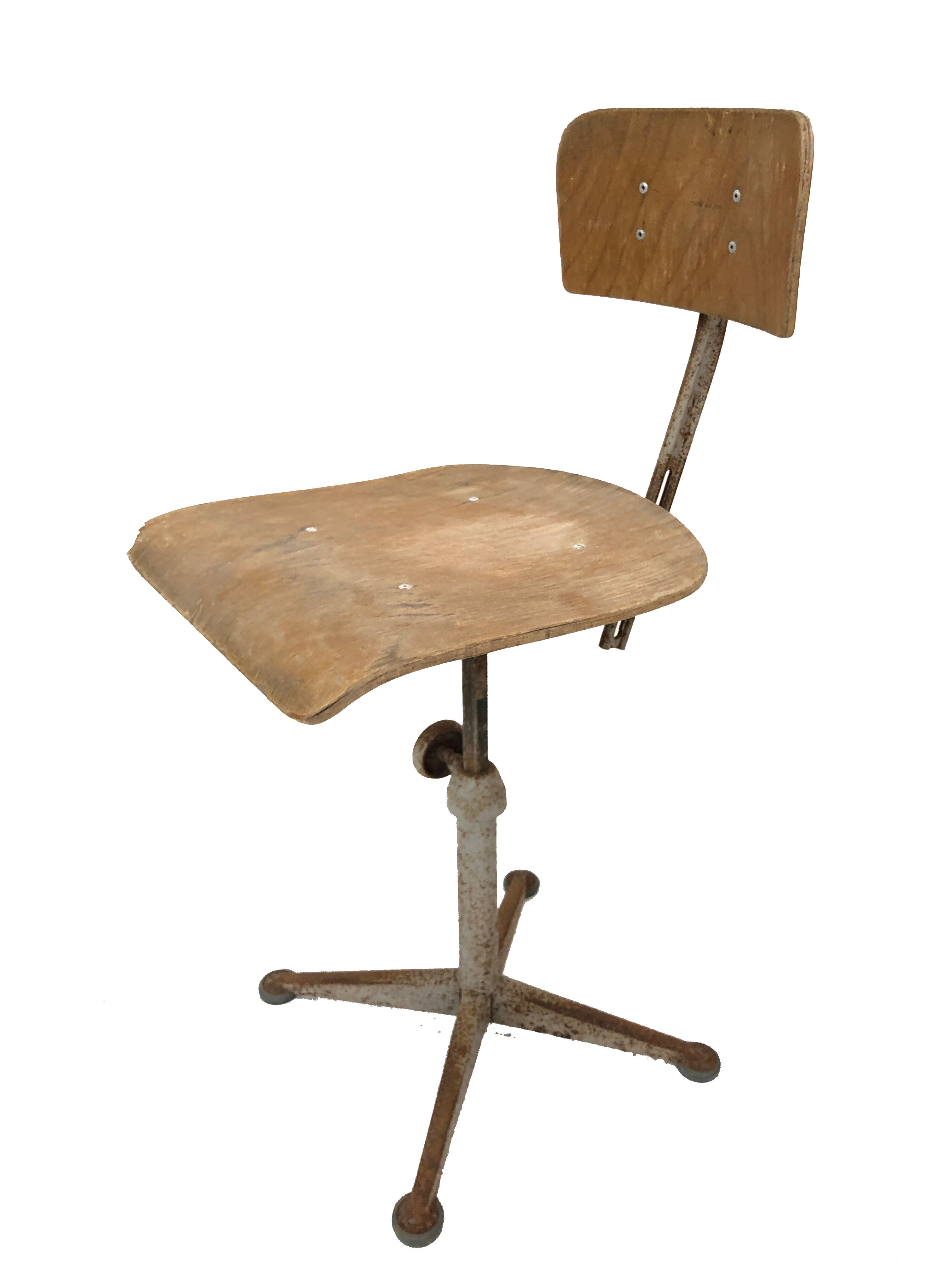 Chaise  conçue par Friso Kramer pour Ahrend De Cirkel Pays-Bas