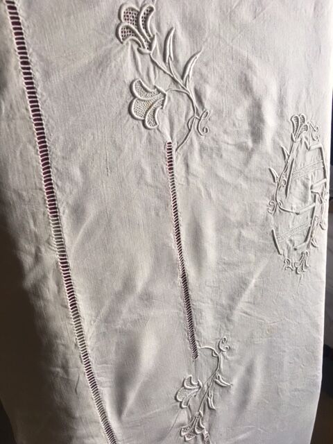Old linen sheet embroidered hand and monogram t t 226 cm x 324 cm