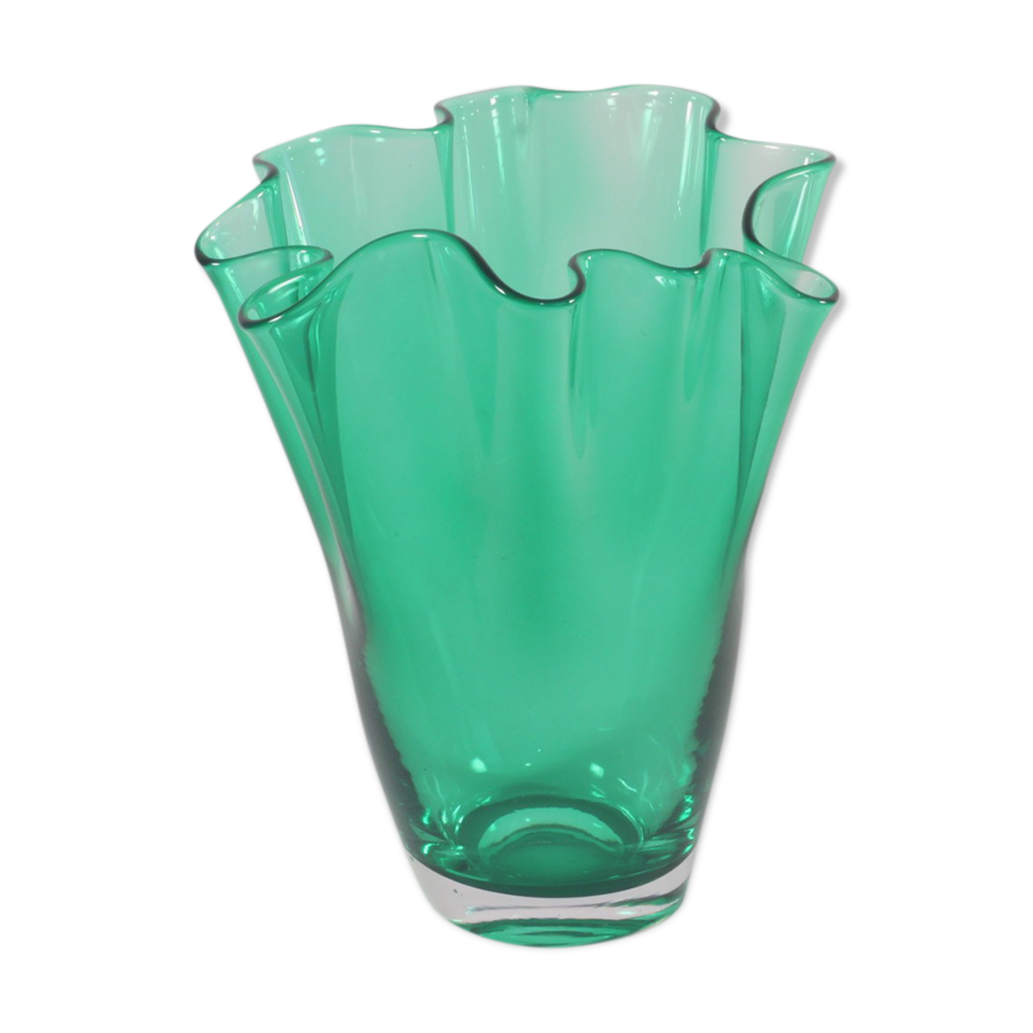 Vase fazzoletto en verre vert ou vase mouchoir, années 1950.