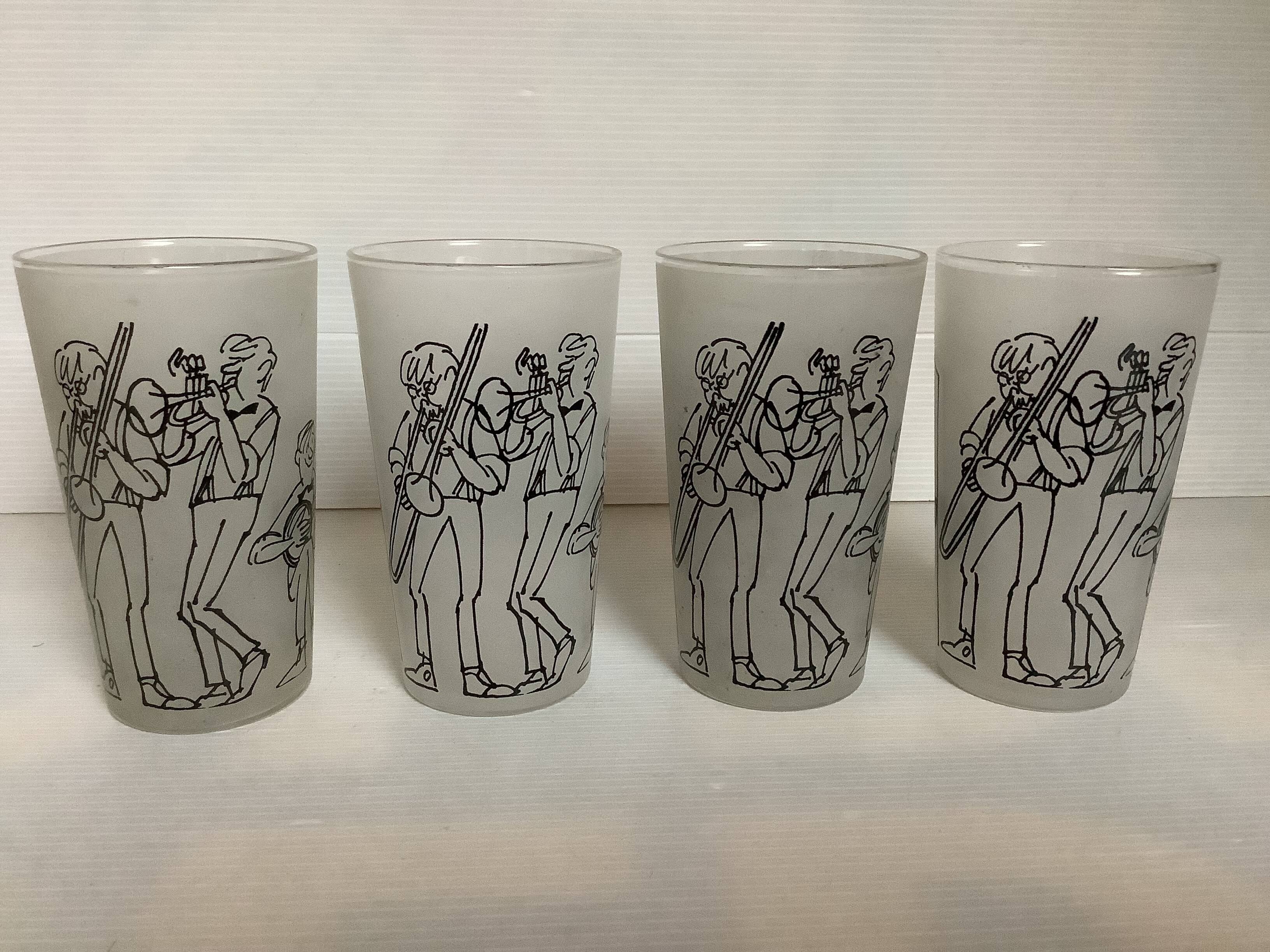 Orangeade service for musicians from the 60s