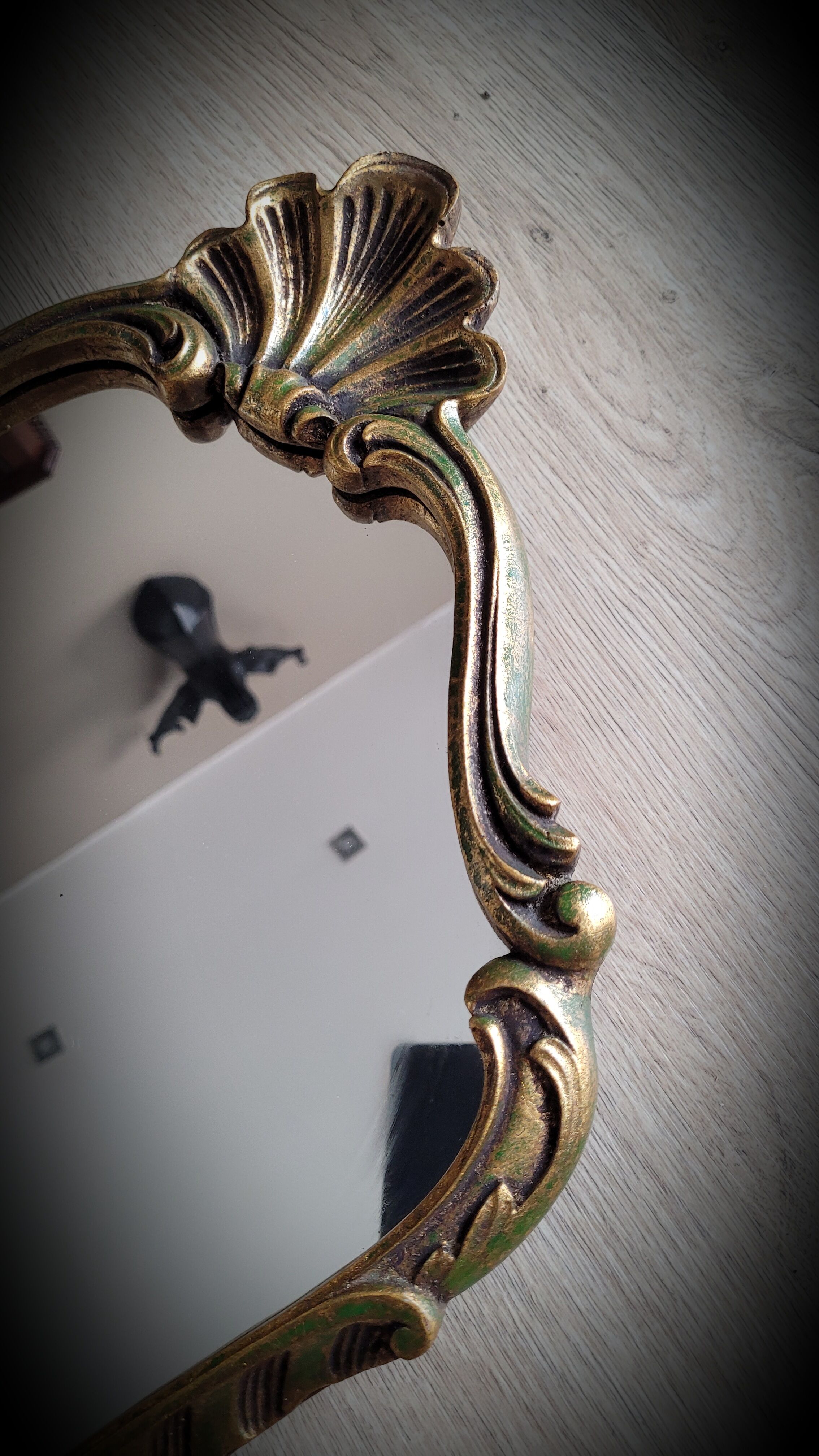 Wooden gilded mirror 51x31