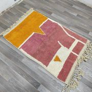 Pure natural wool rug, size 160 x 240 cm