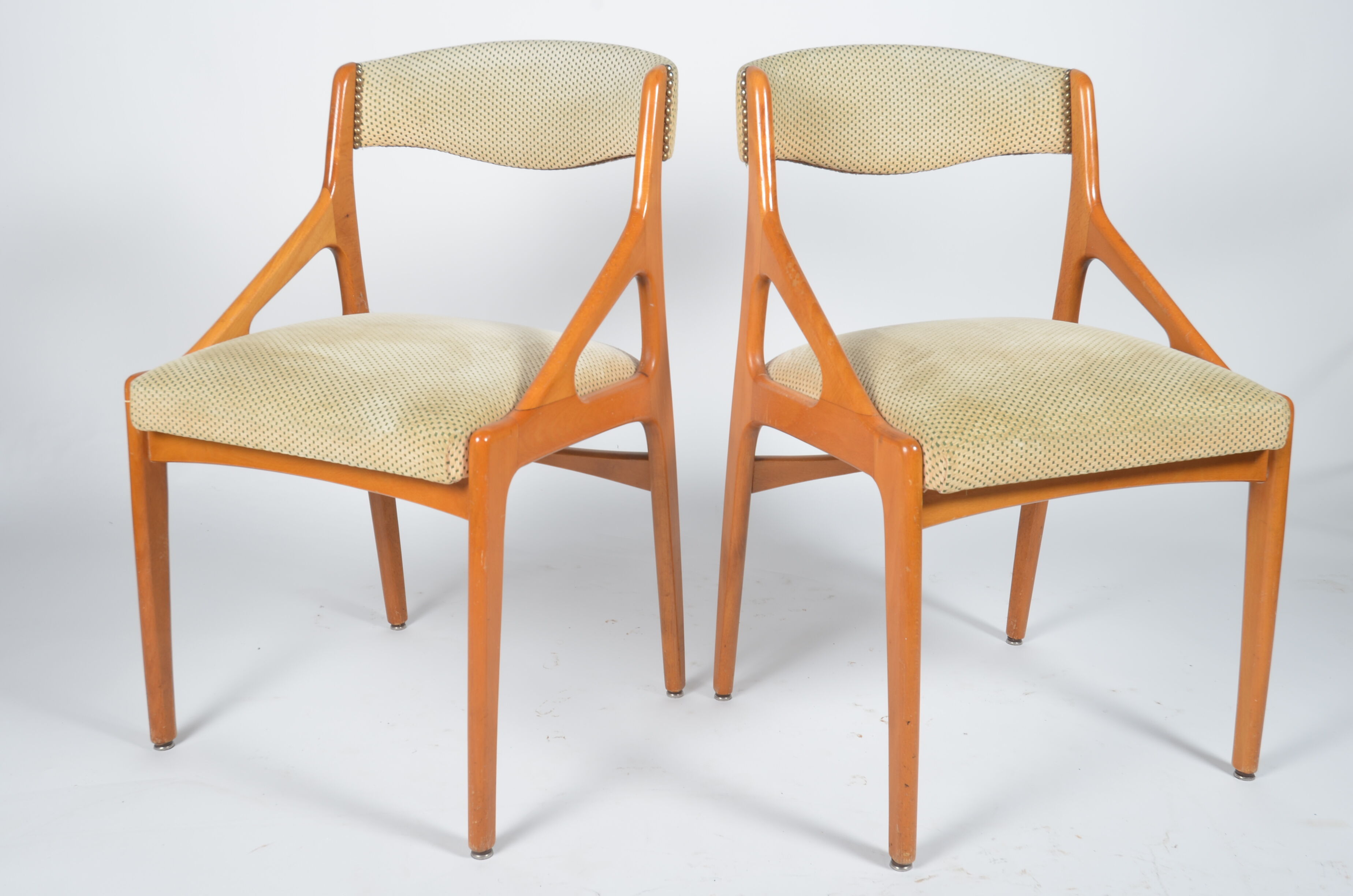2 chaises scandinave baumann