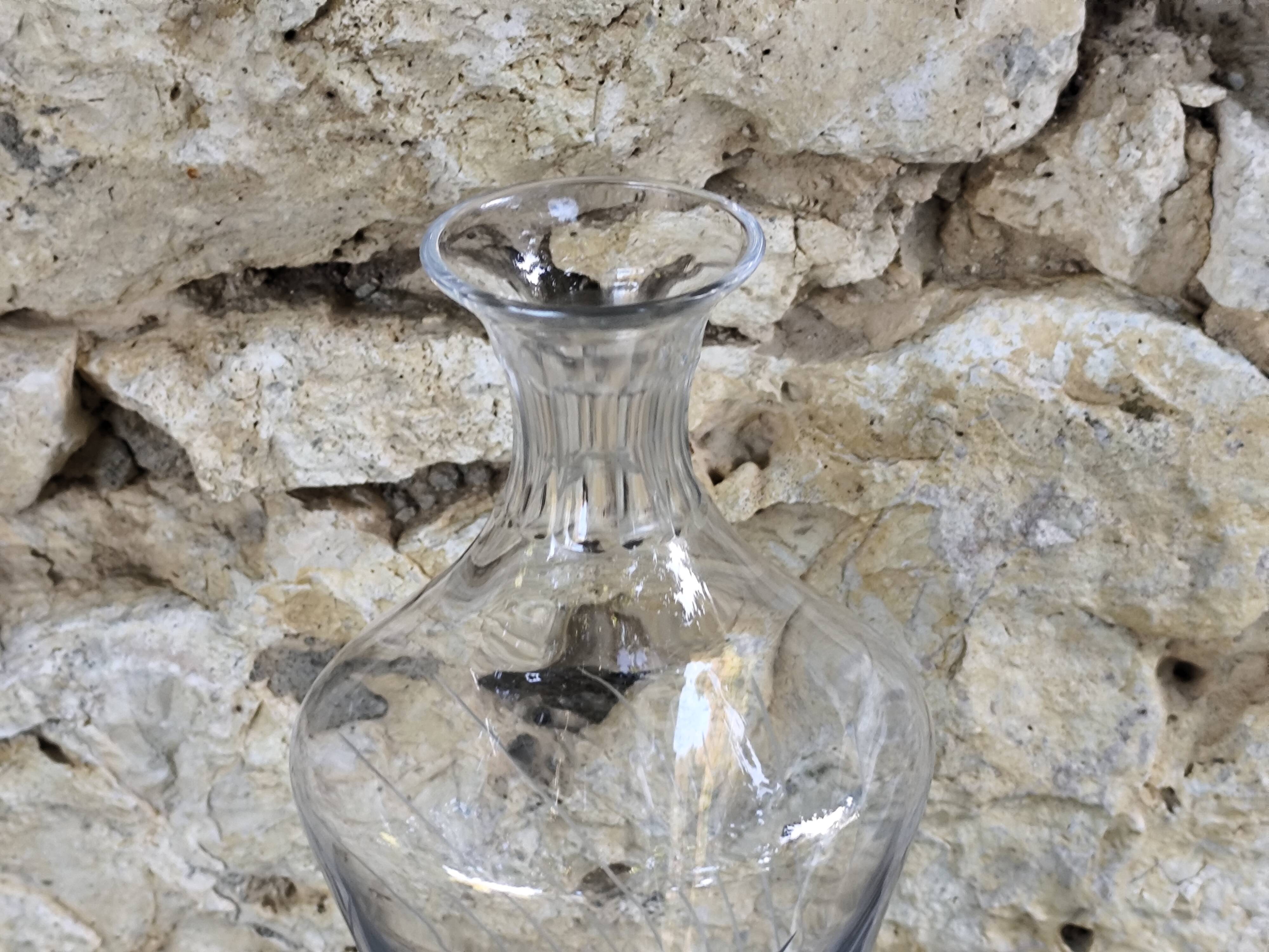 Carafe à eau ou vin en verre vintage
