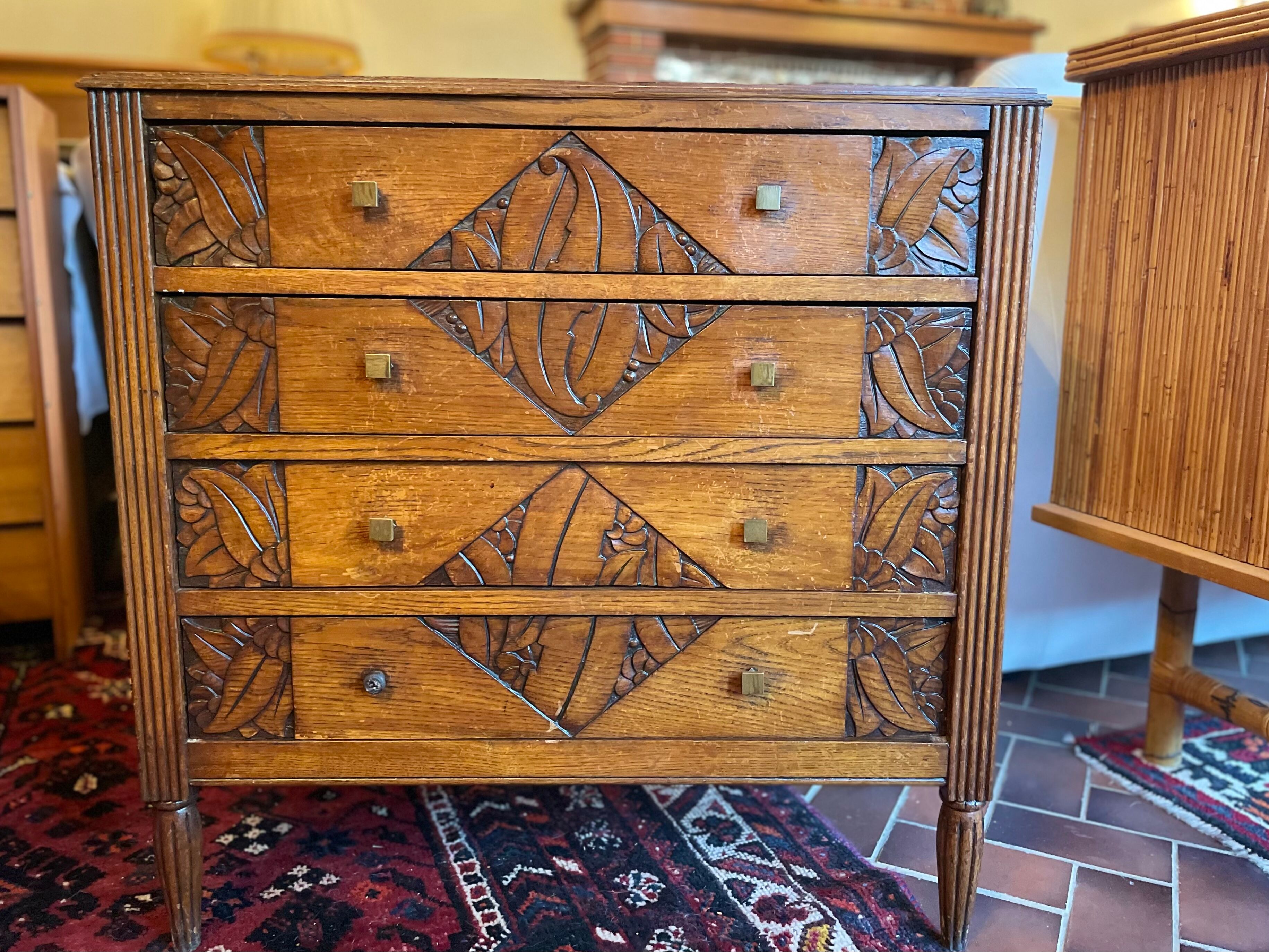 Art Deco oak chest of drawers