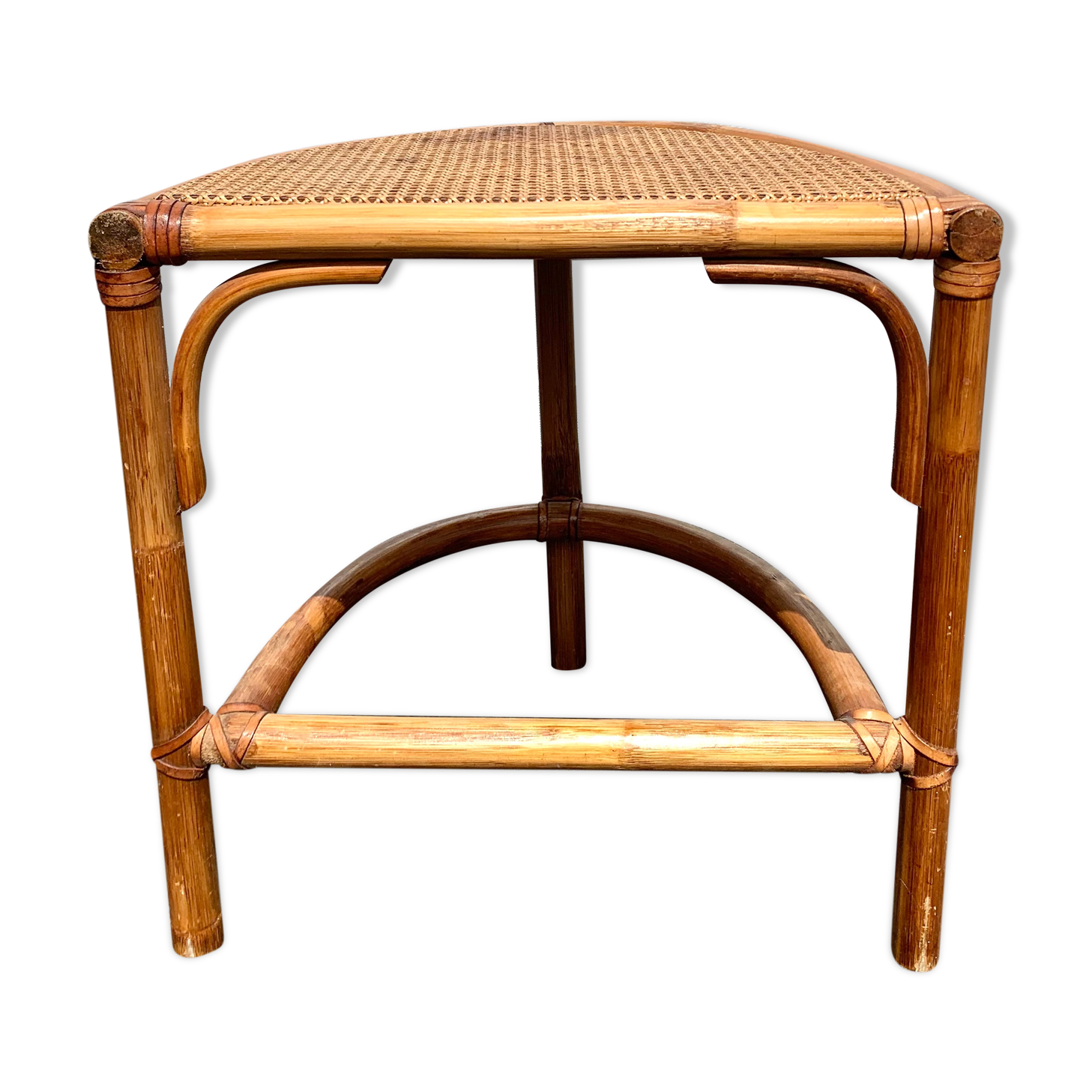 Table de chevet en rotin