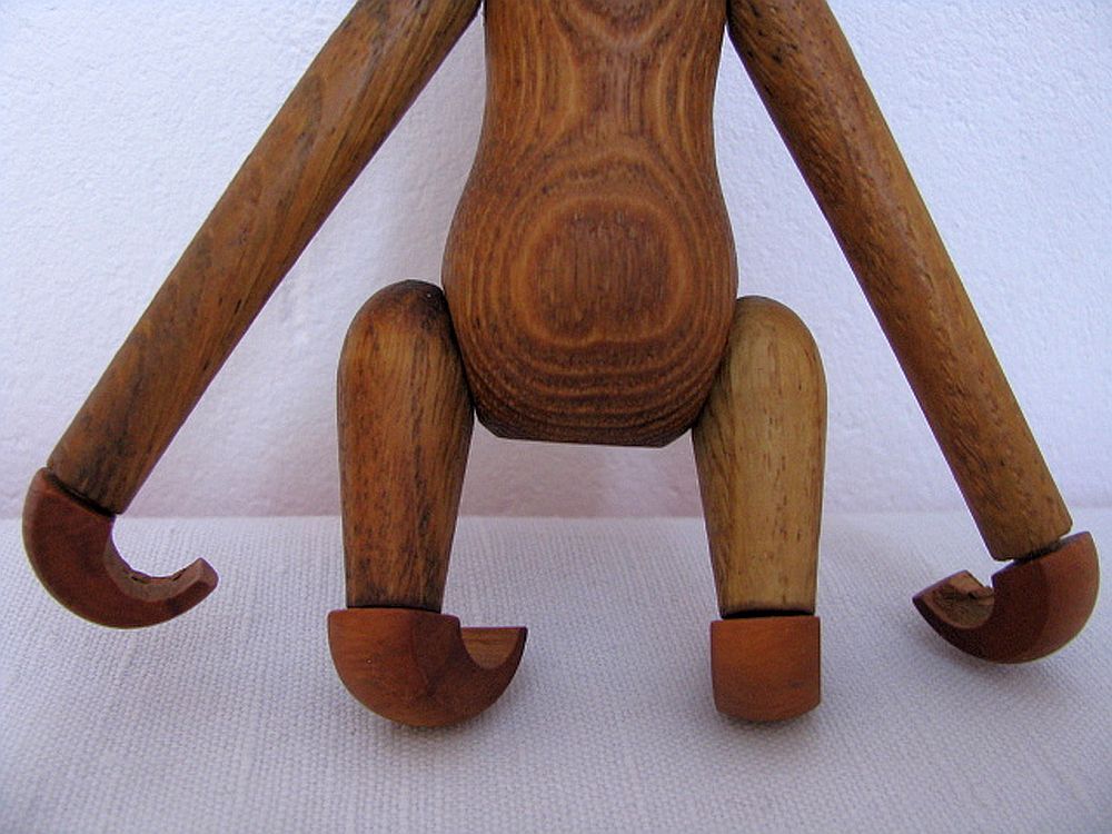 Teak monkey figurine Denmark 1970. no 1