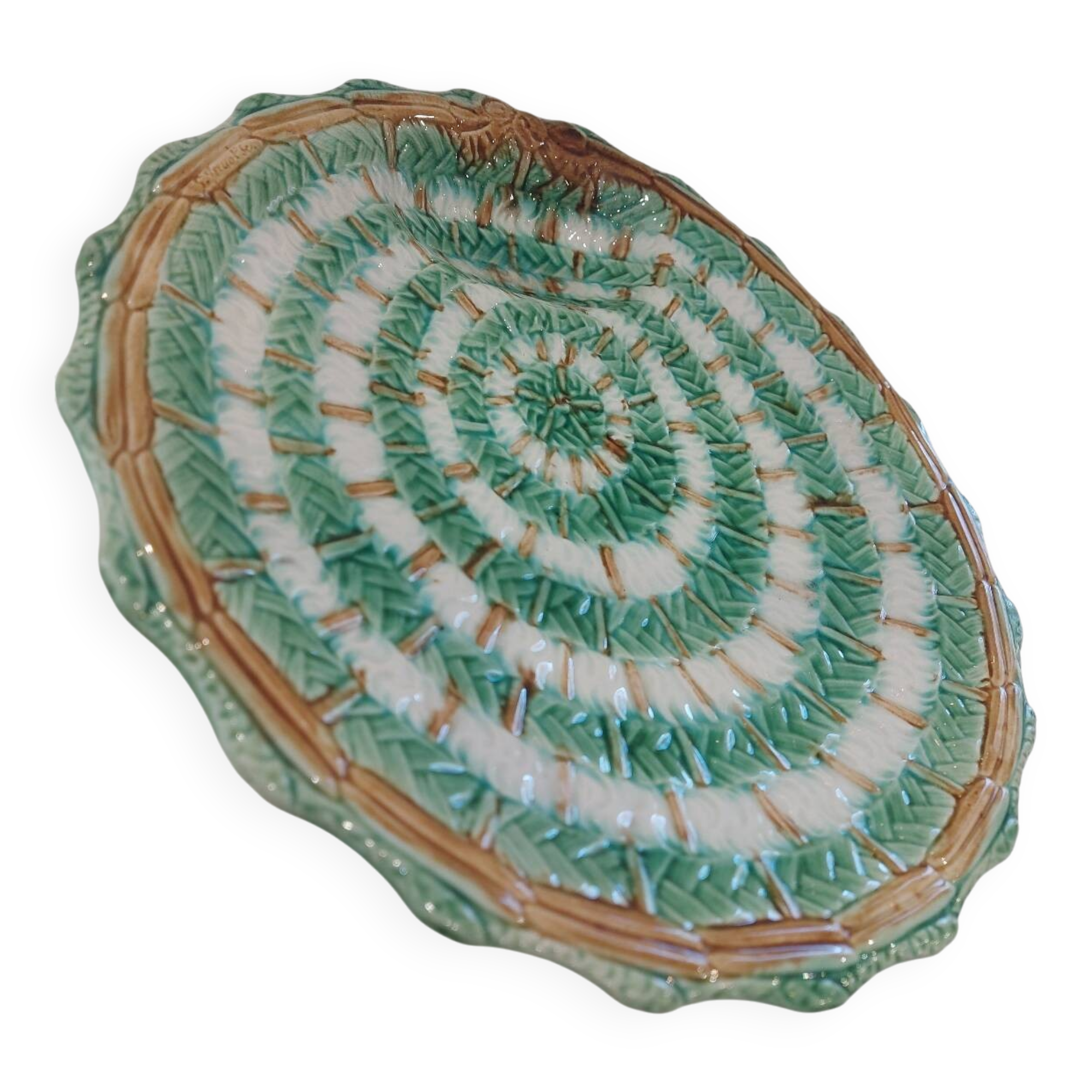 Artichoke plate in slip