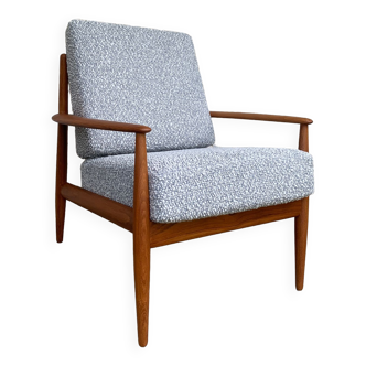 118 teak armchair by Grete Jalk, France & Son, Denmark, Metamorphosis buckle fabric