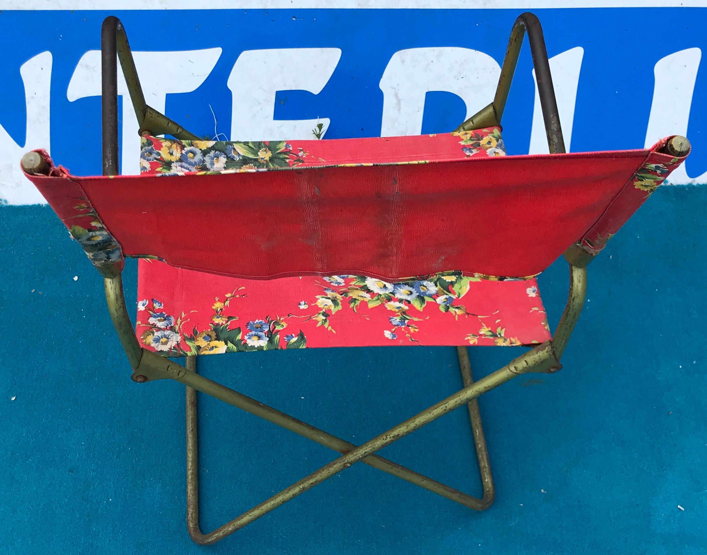 Renolux foldable chair